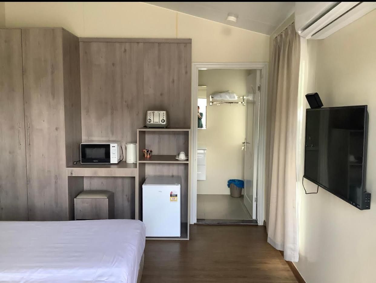 Large Single Room