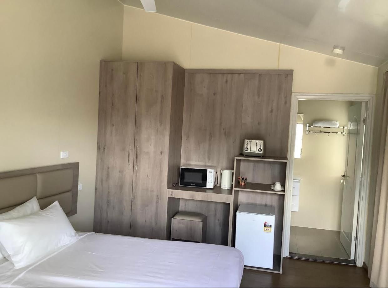 Large Single Room