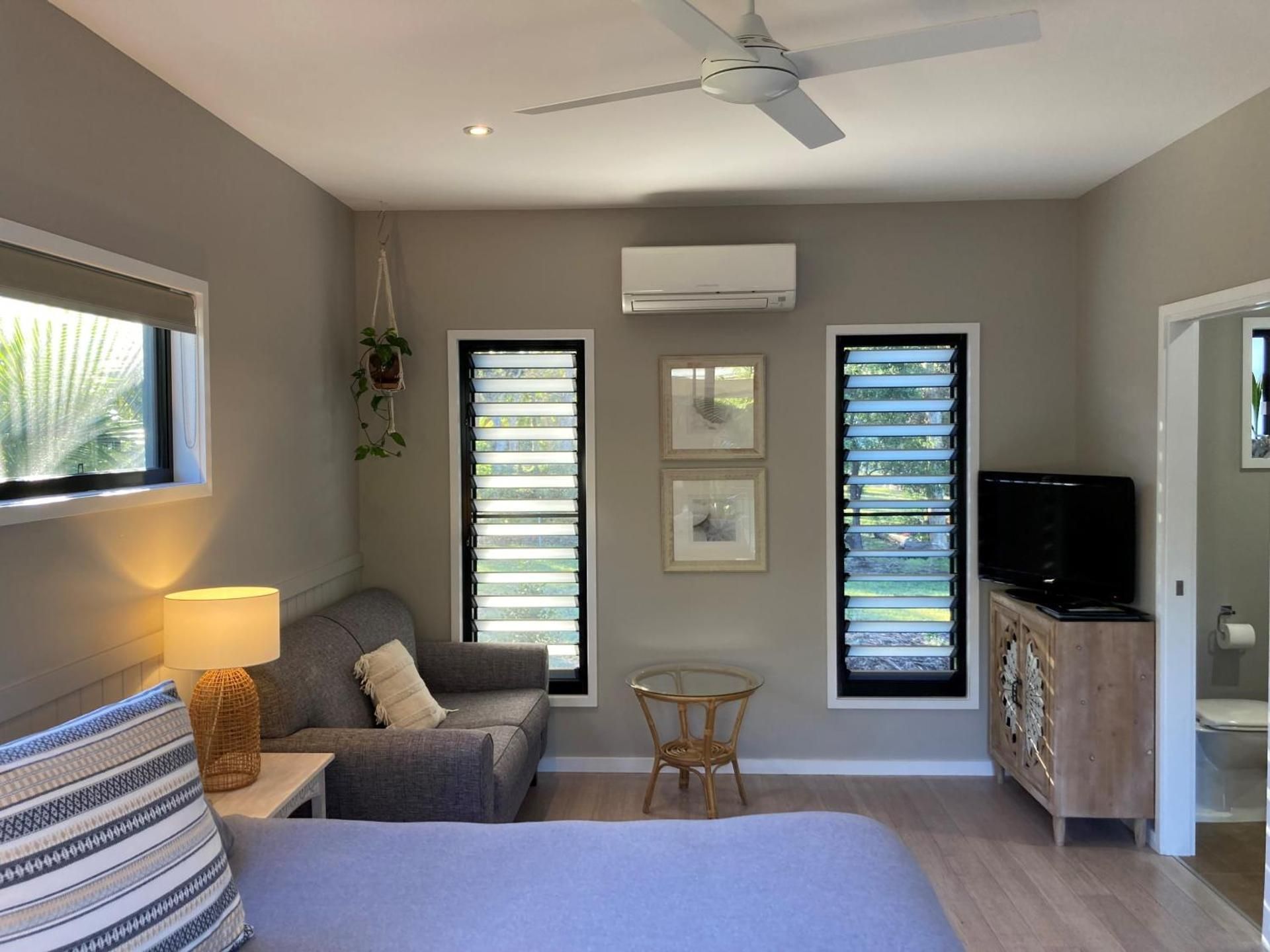 Agnes Water Stays Double Room with Pool View 2