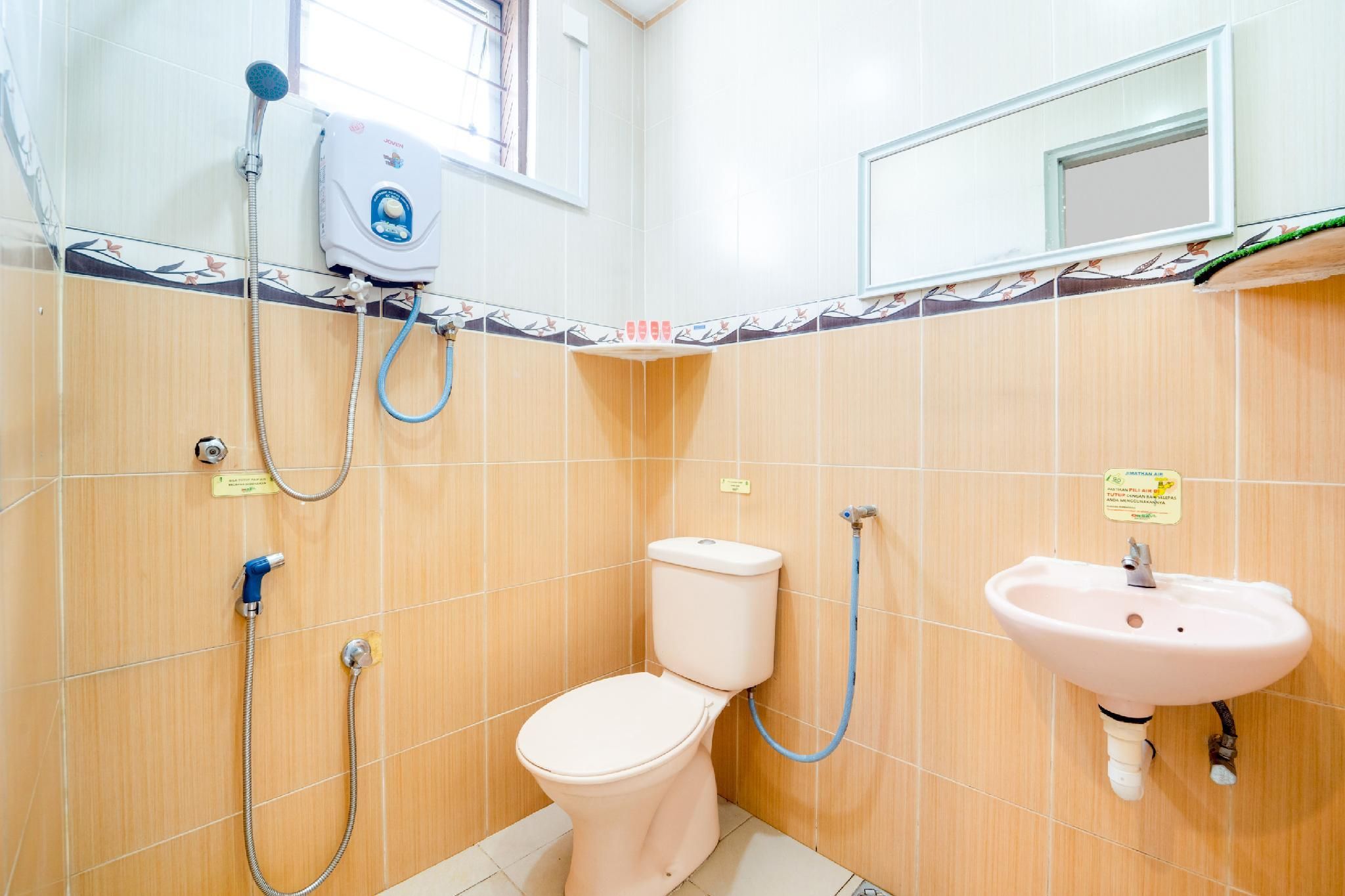 Hotel O Kulim Inn Deluxe Double Room 3