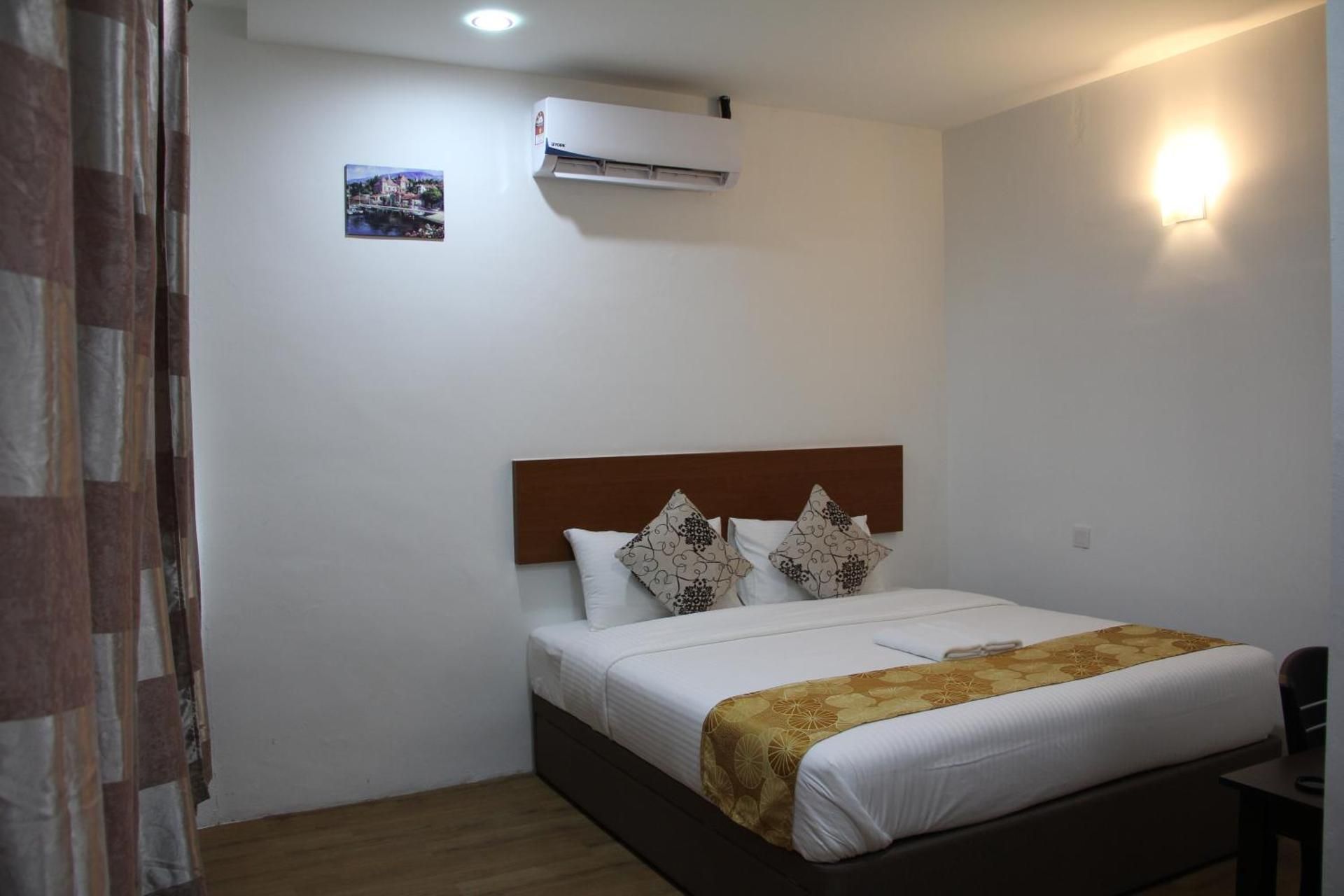 Big Apple Hotel Superior King Room