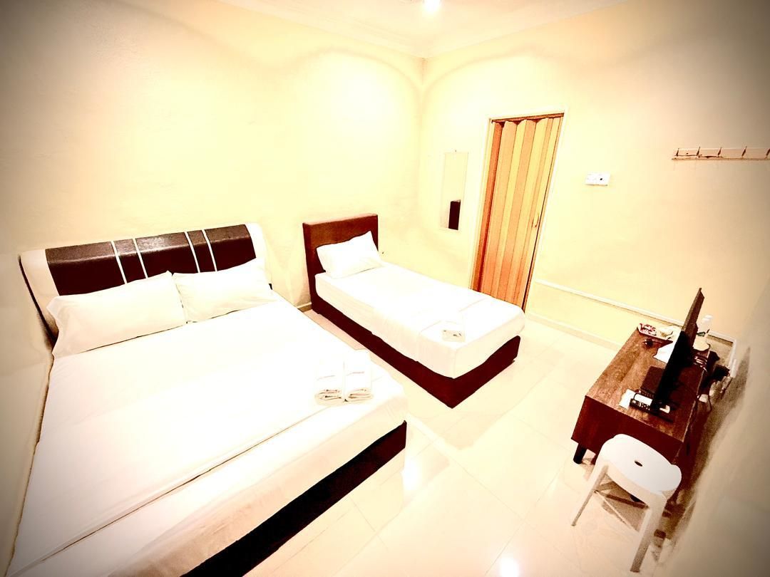 HOTEL MYKULIM Triple Suite