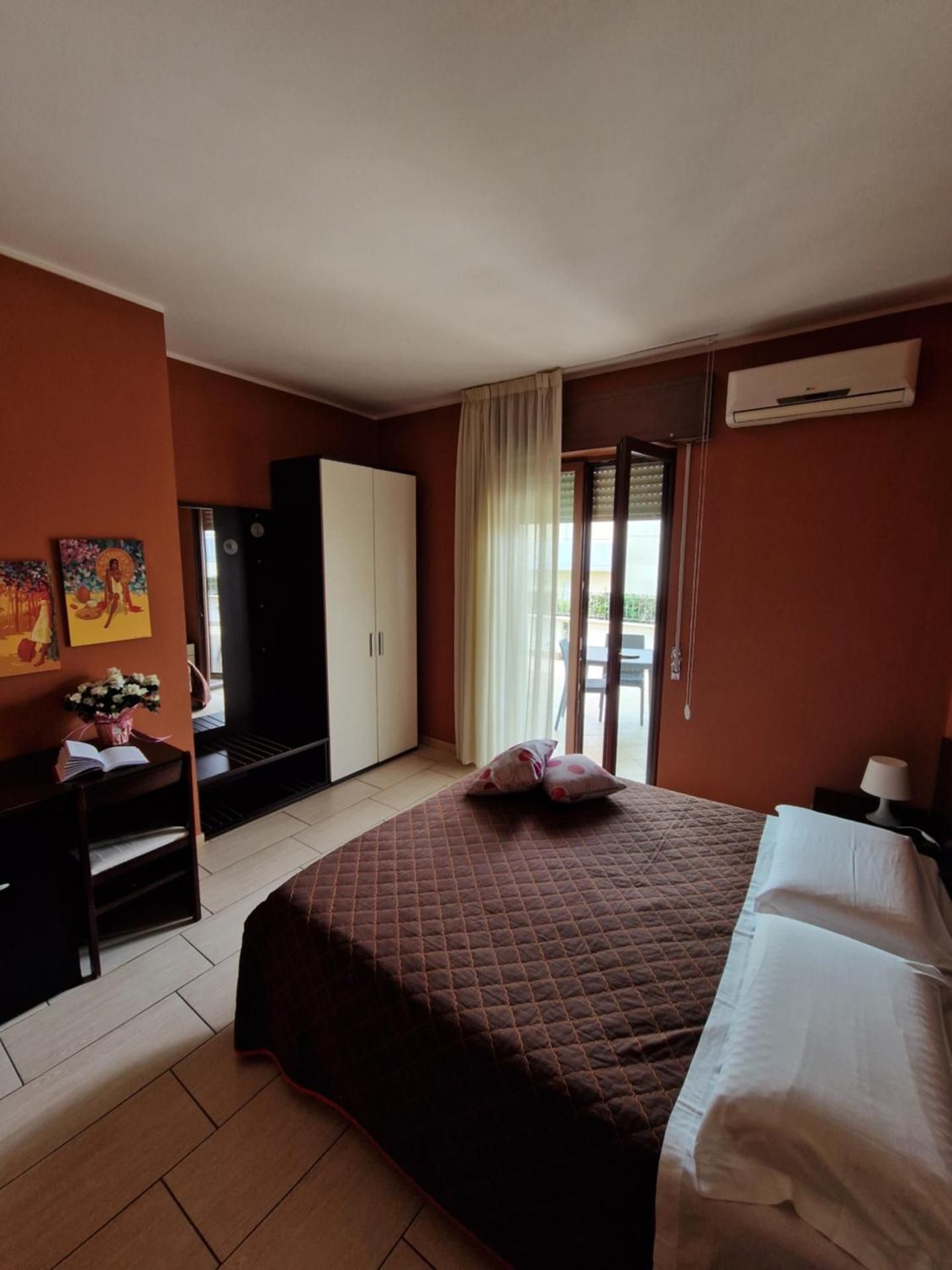Queen Room with Balcony