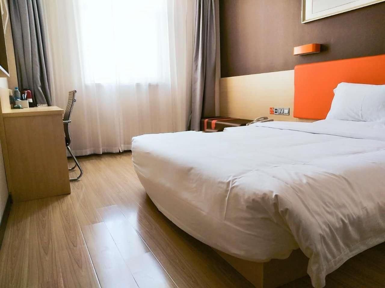 7 Days Premium·Tangshan People's Hospital Superior King Room