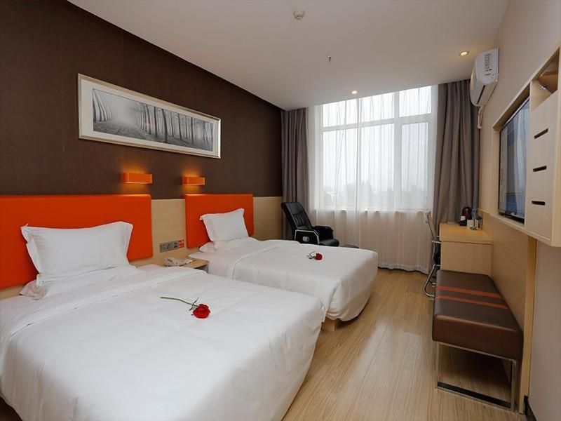 7 Days Premium·Tangshan People's Hospital Featured Twin Room