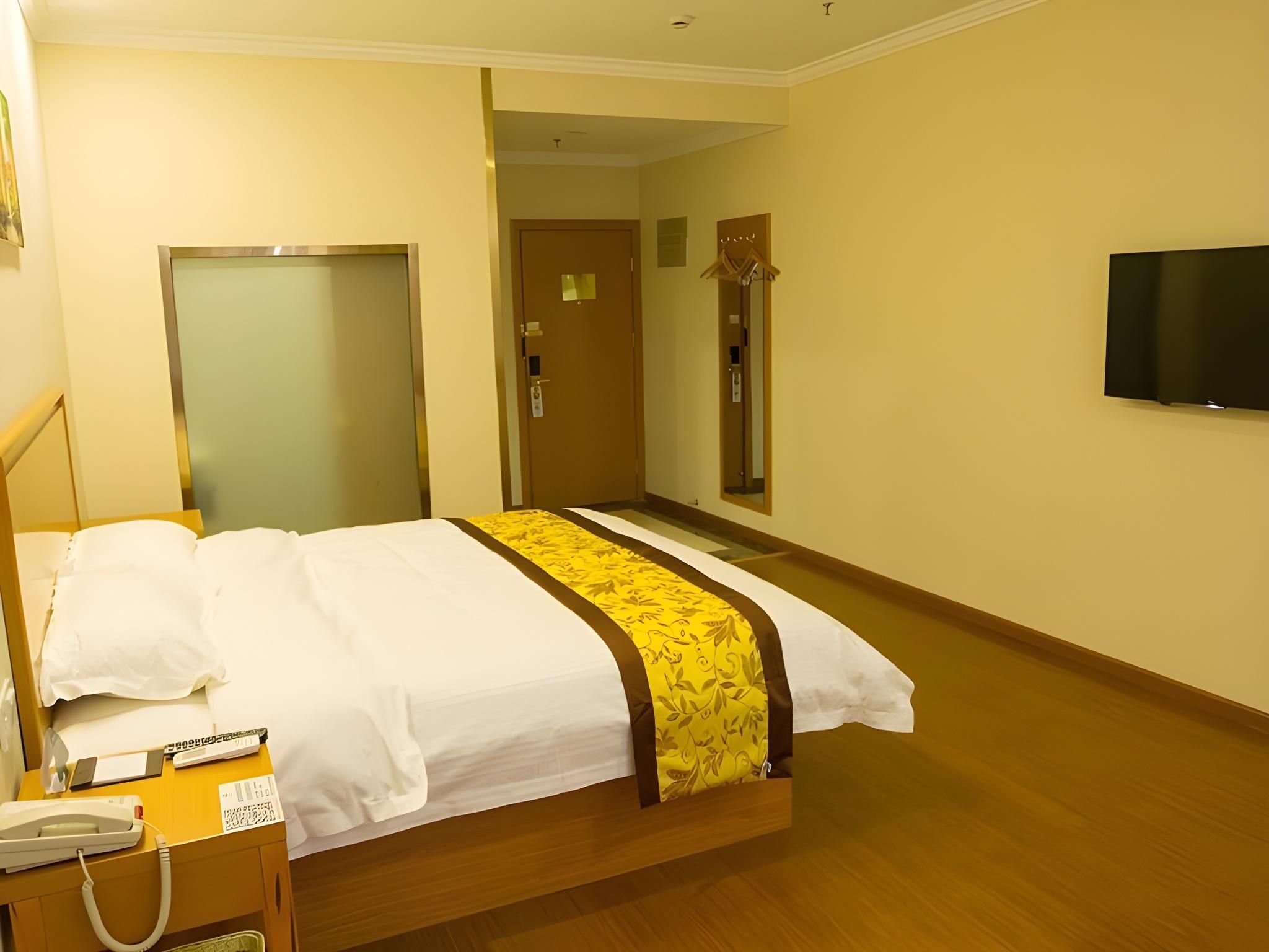 GTR - Guest Room with One 1.8M Bed