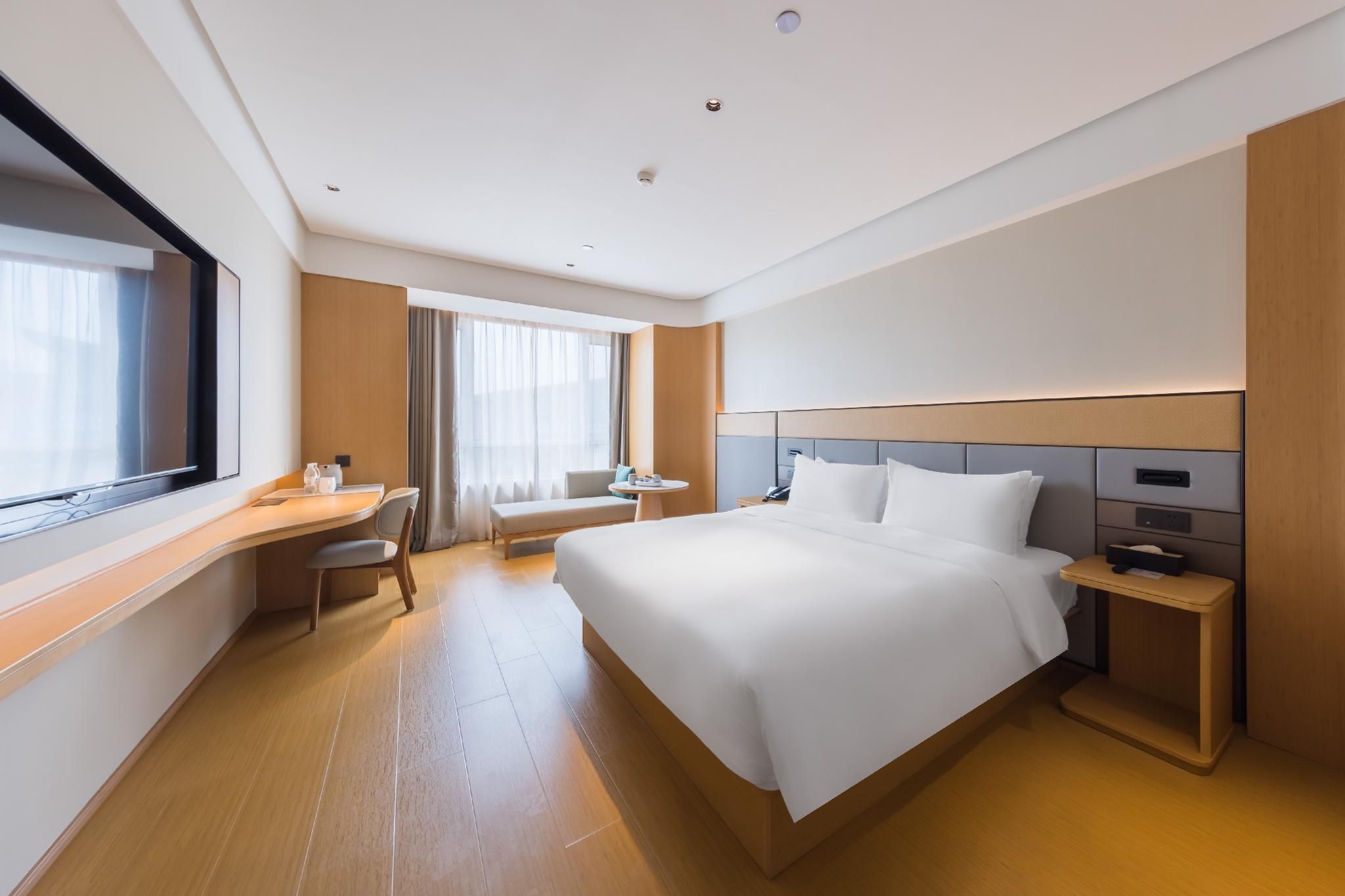 Business Queen Bed Room