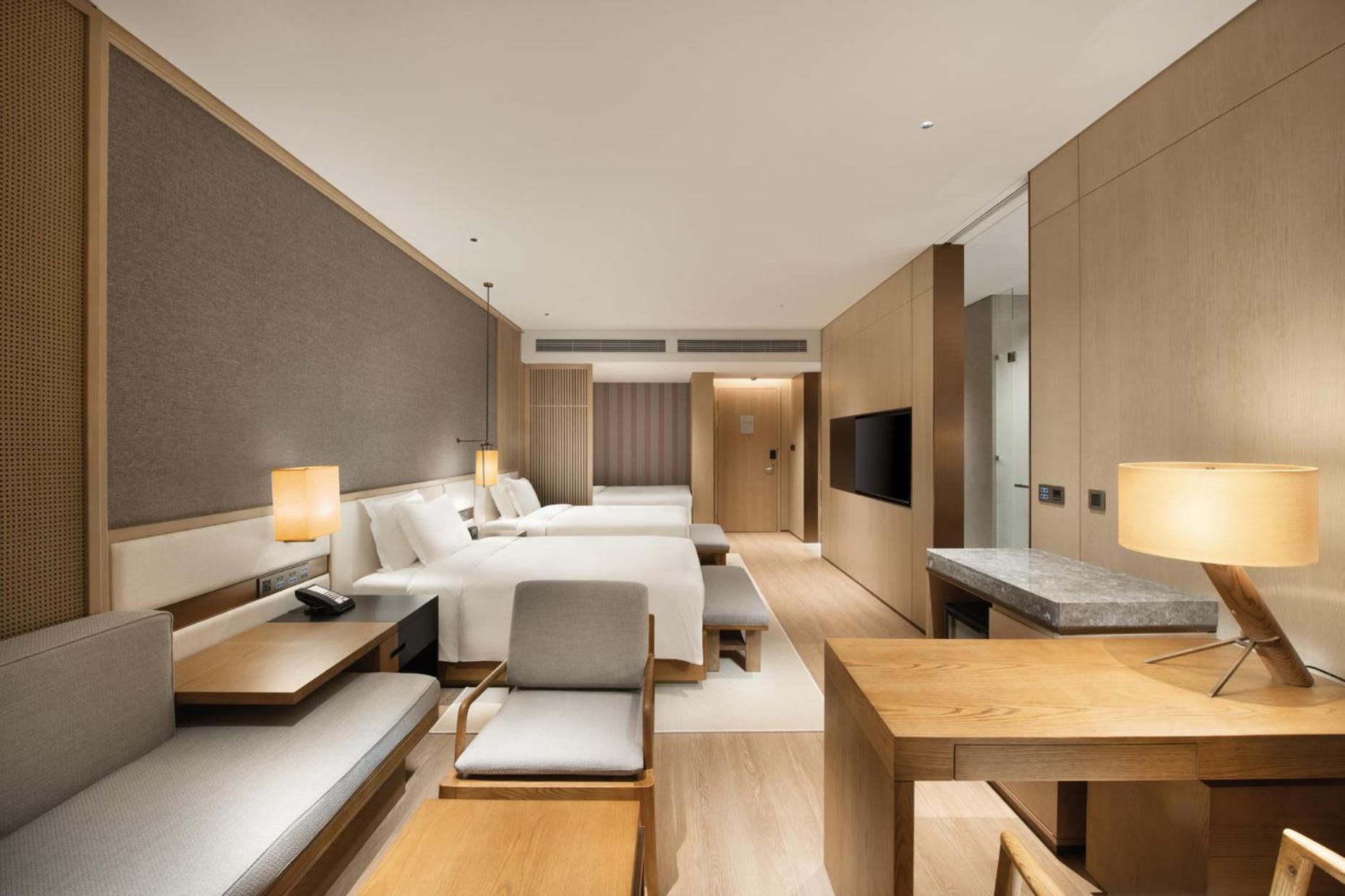 Crowne Plaza Zunhua Hot Spring Town By IHG Family Hotspring Suite 3