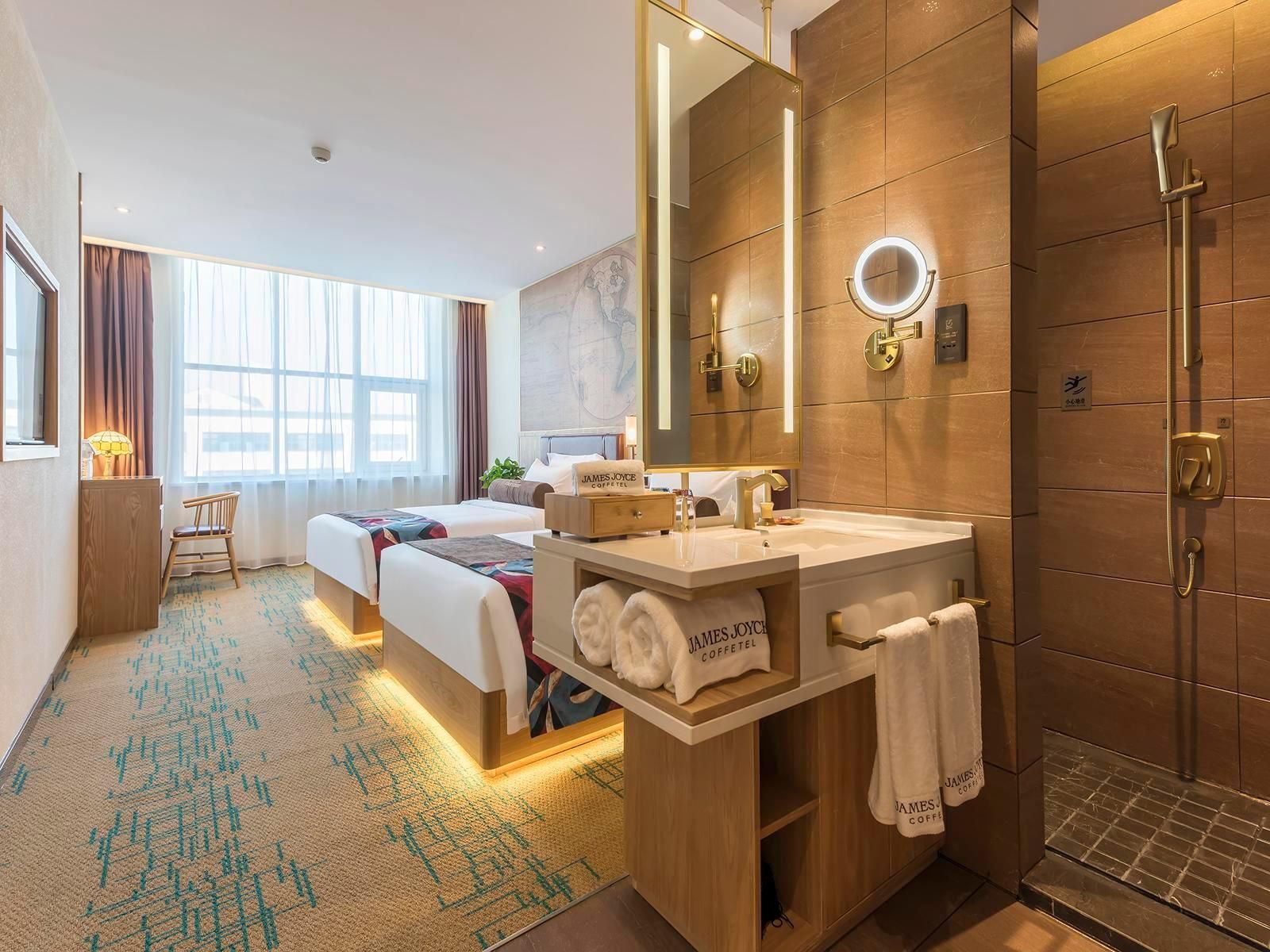 James Joyce - Feifan Twin