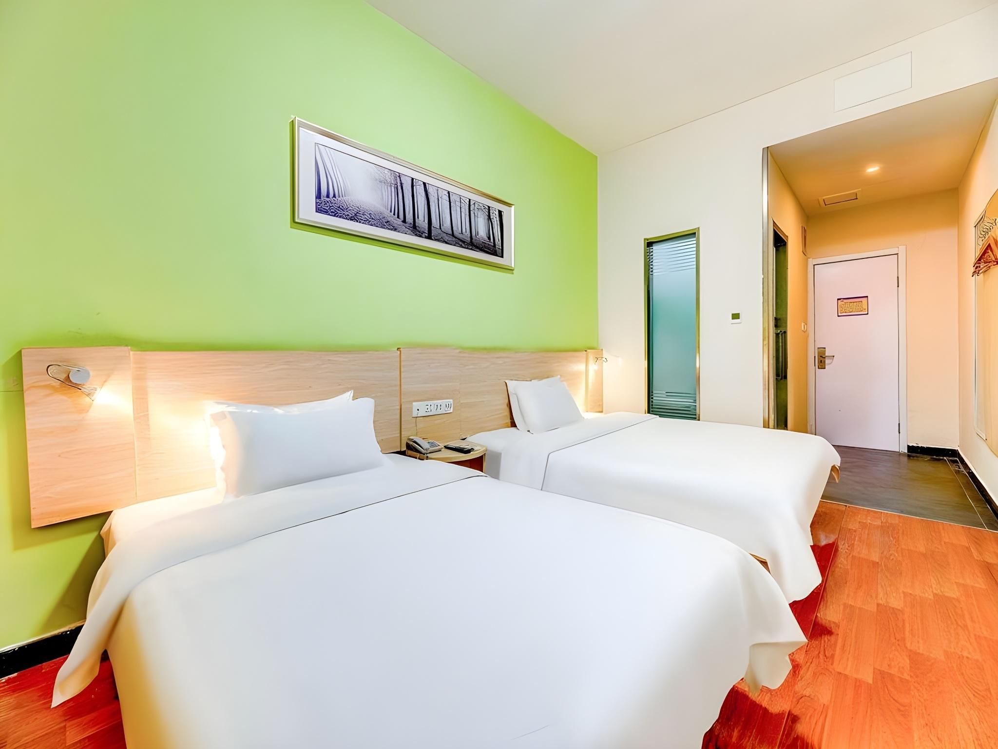 WH - Traditional Bed Room