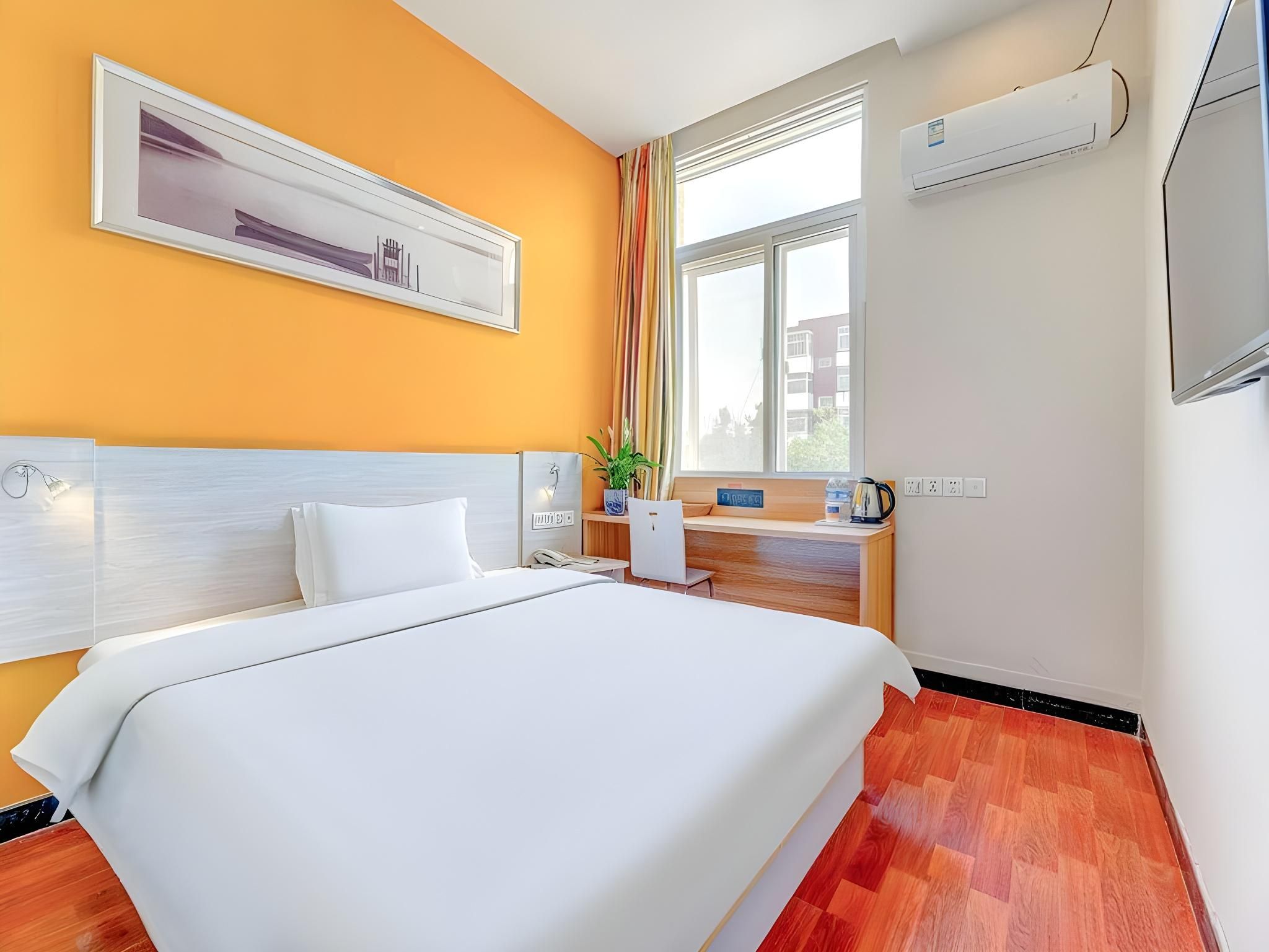 WH - Traditional Bed Room