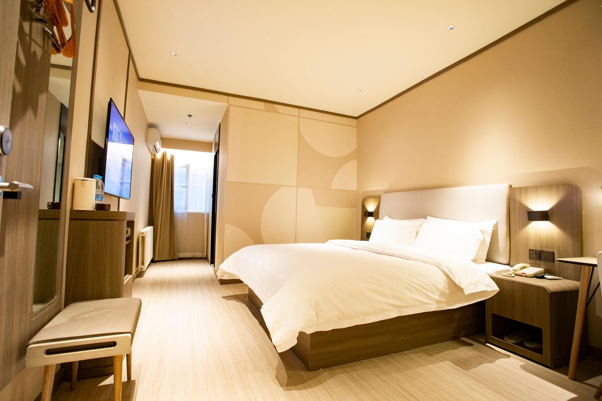 Huazhu - Superior BedRoom