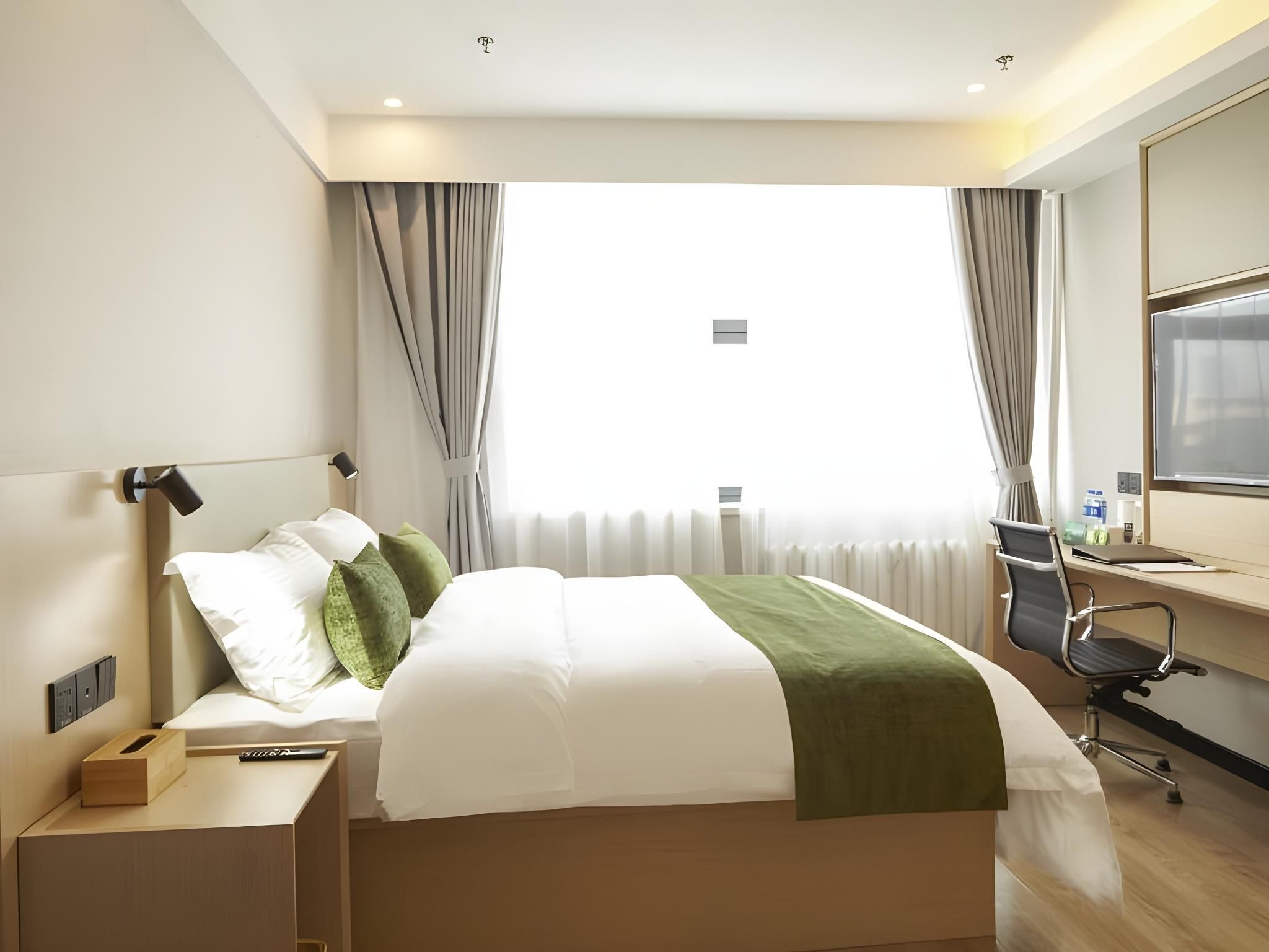 GreenTree Inn Exhibition Center University Road Hotel Superior 1 Queen 2