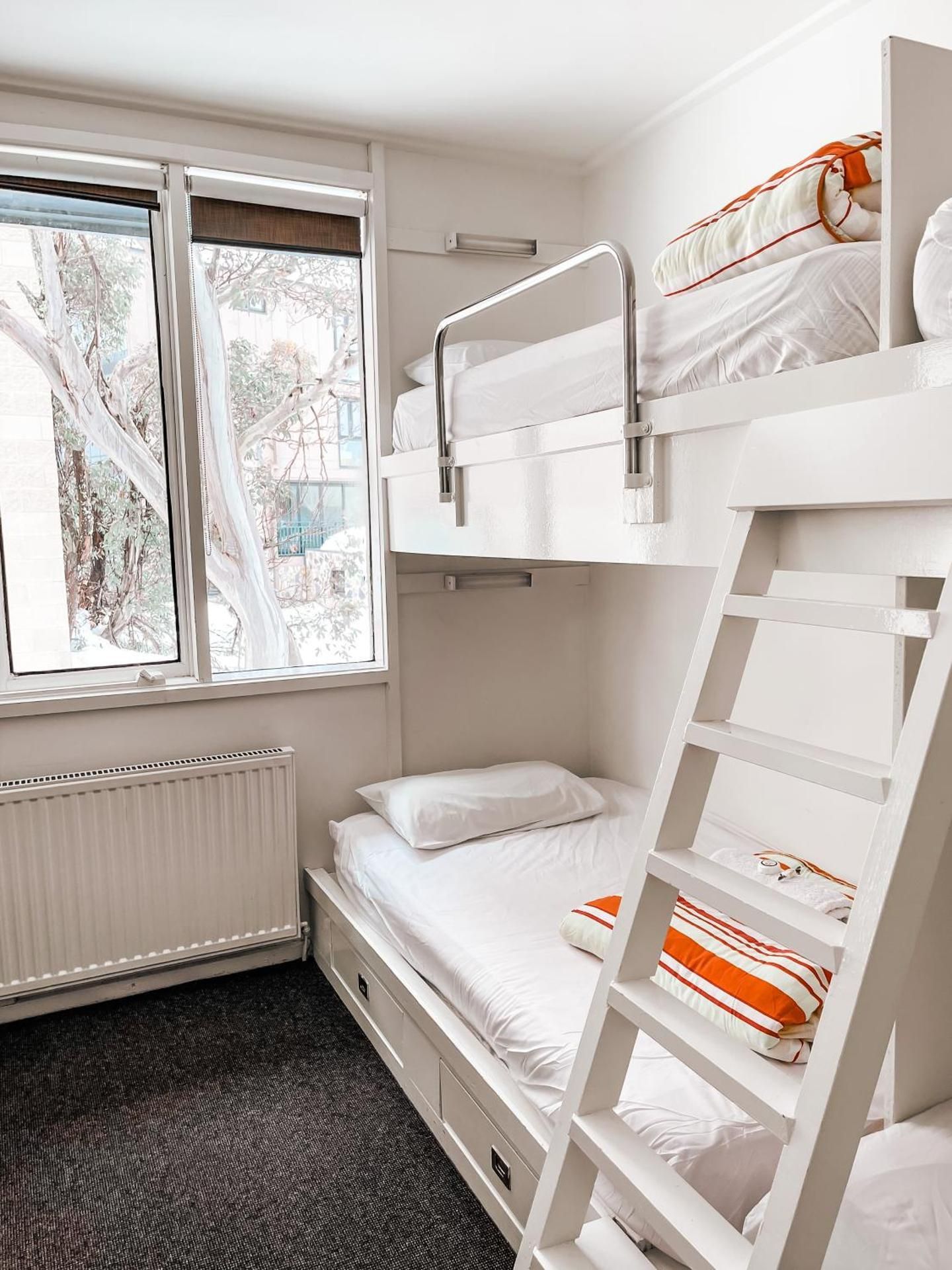Quadruple Room with Private Bathroom