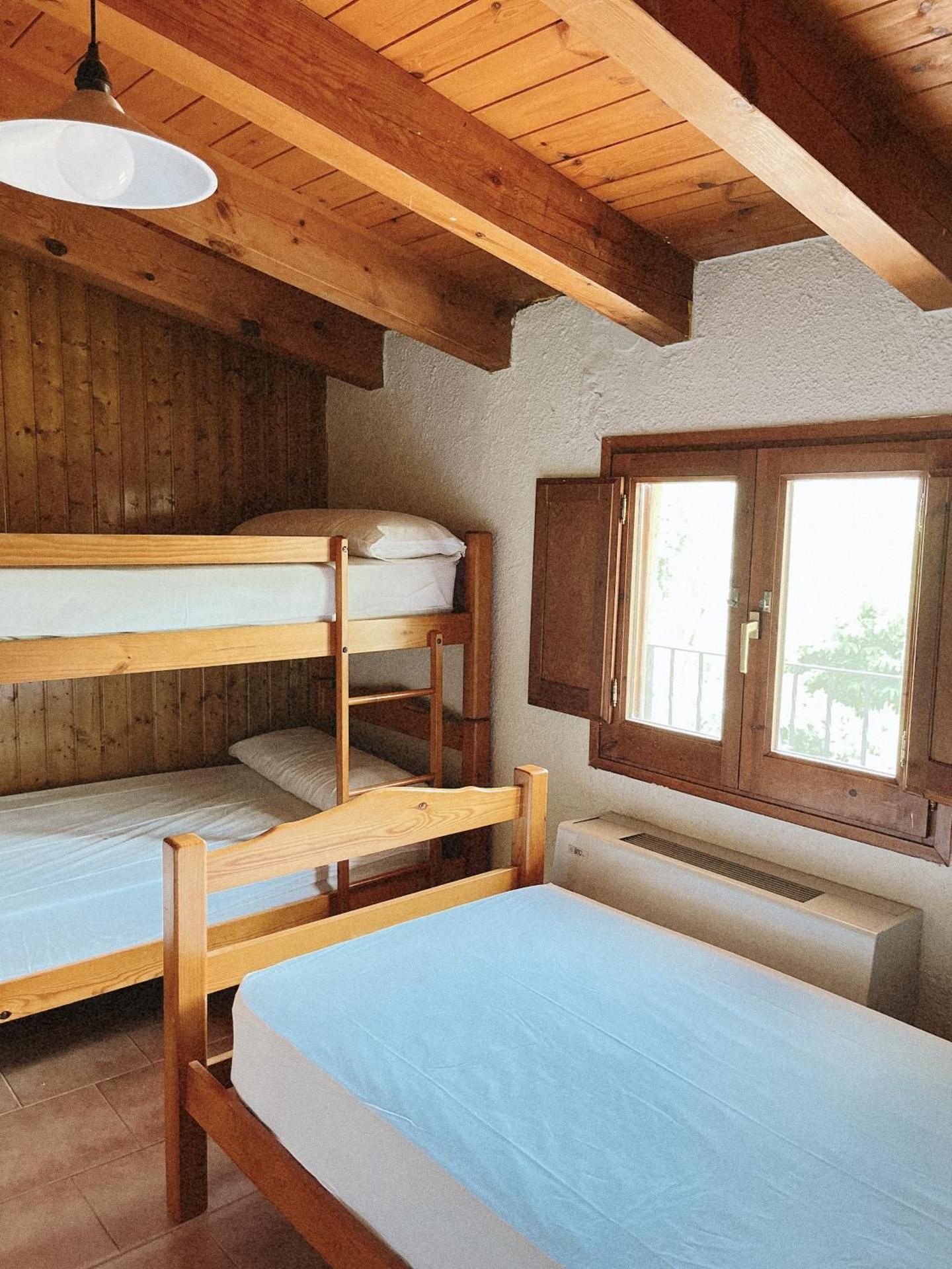 Economy Quadruple Room with Shared Bathroom