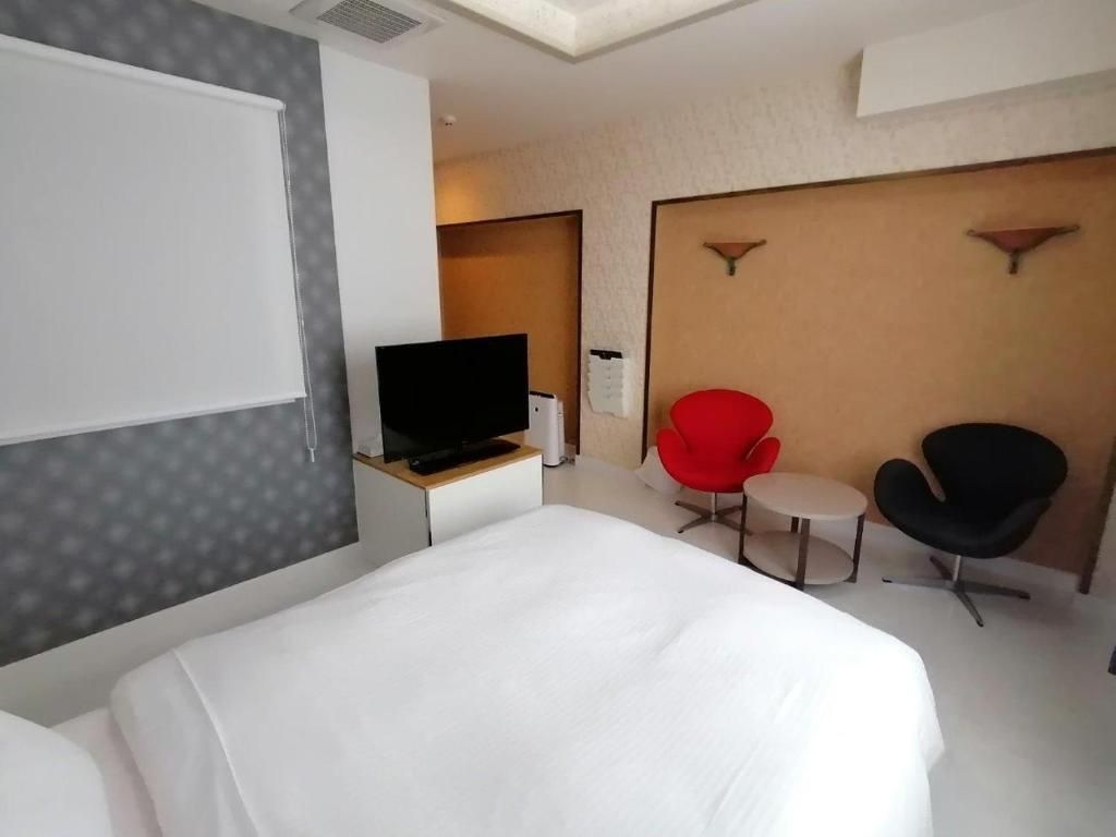 Double Room - Non-Smoking, Pets Allowed