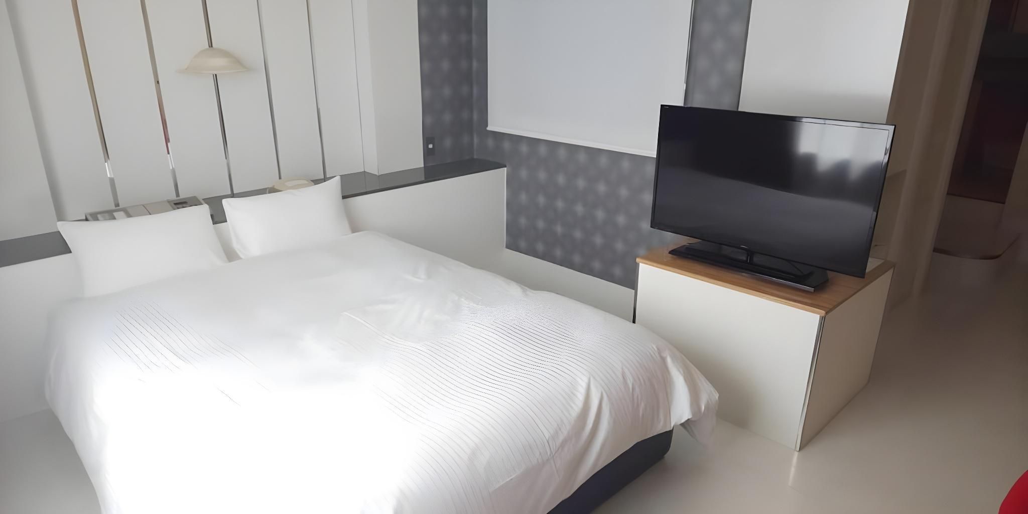 Double Room 1 - Smoking Allowed, Pets Allowed