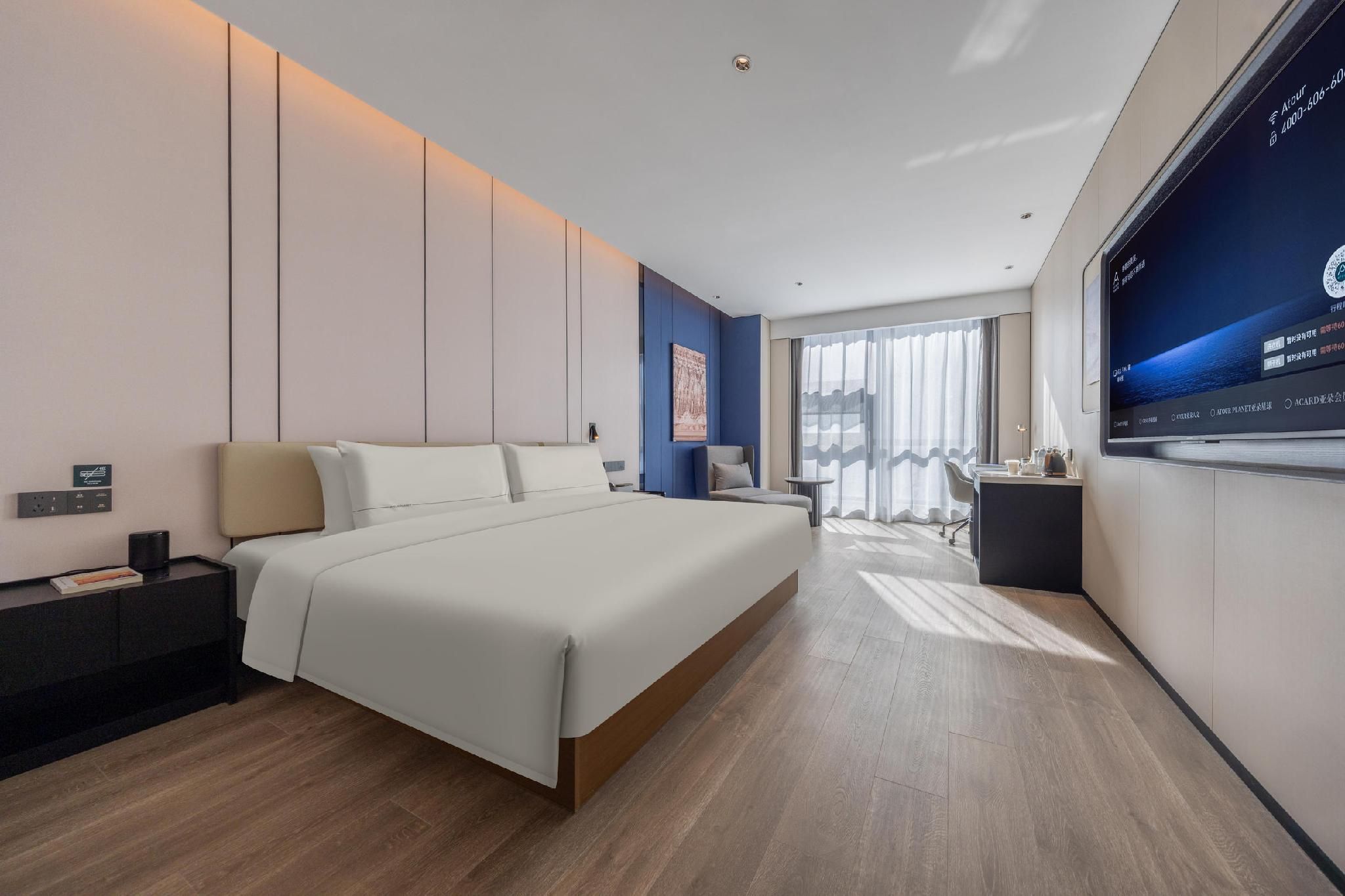 Executive room, Guest room, 1 Queen