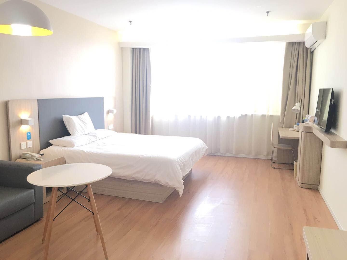 Huazhu - Superior BedRoom