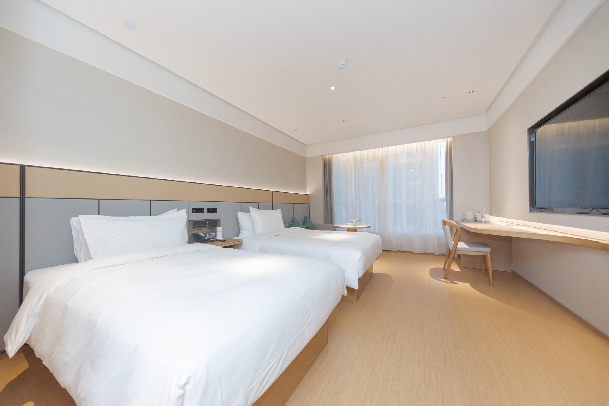 Huazhu - Family Room