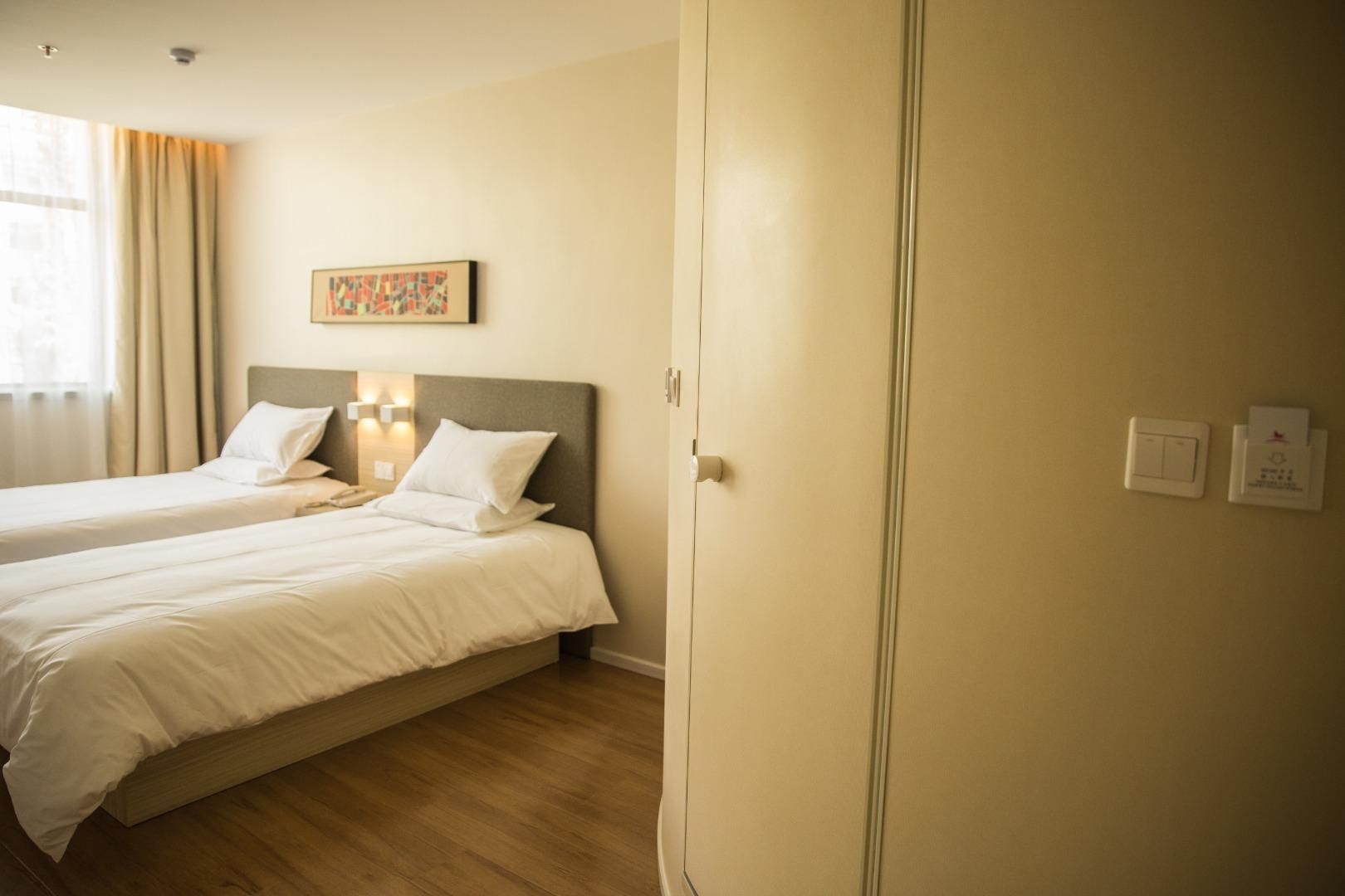 Huazhu - Twin Room