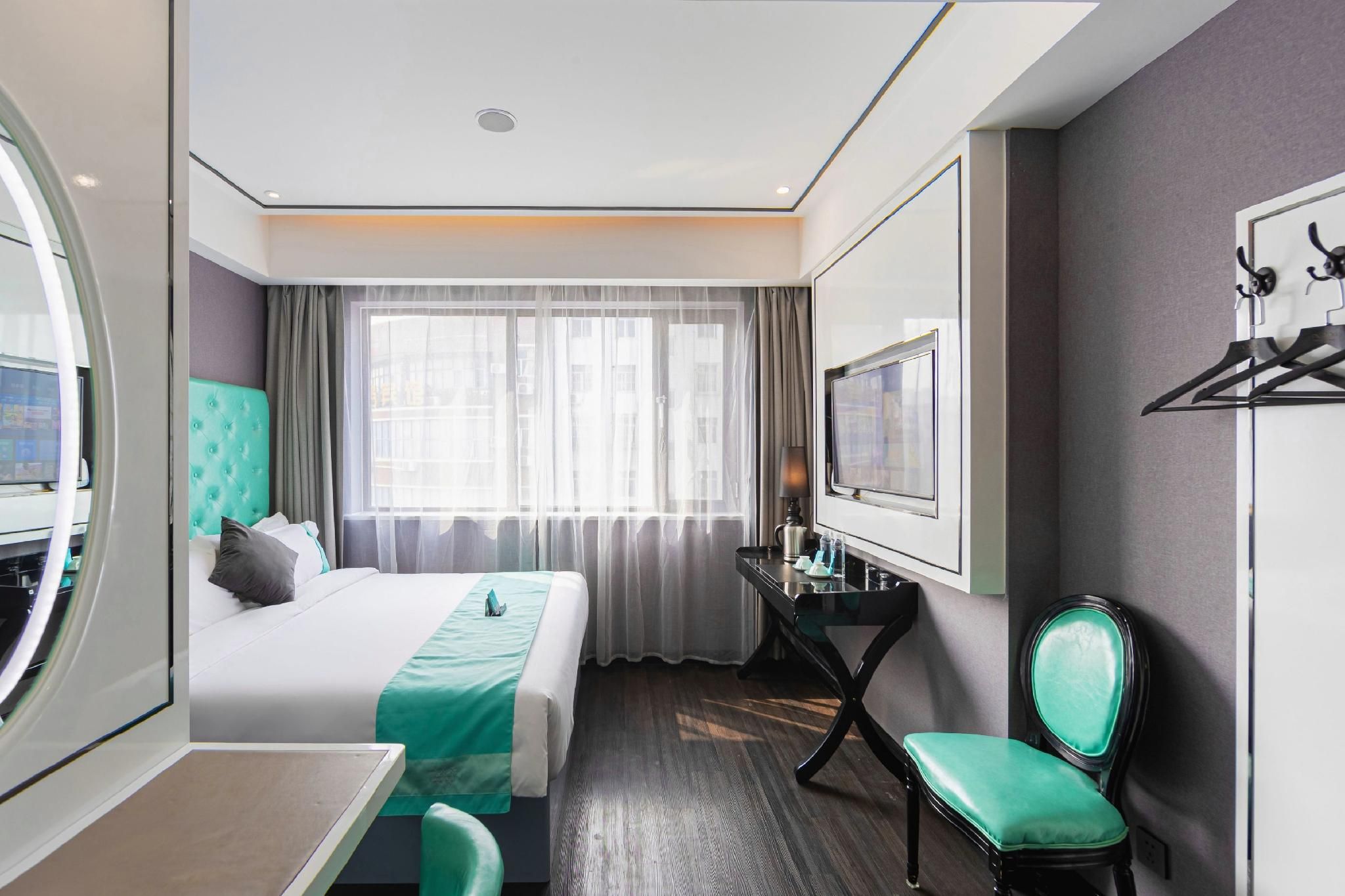 Xana - Business Bed Room