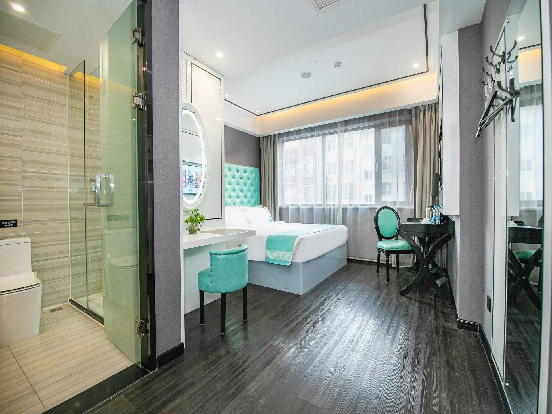 Xana - Business Bed Room