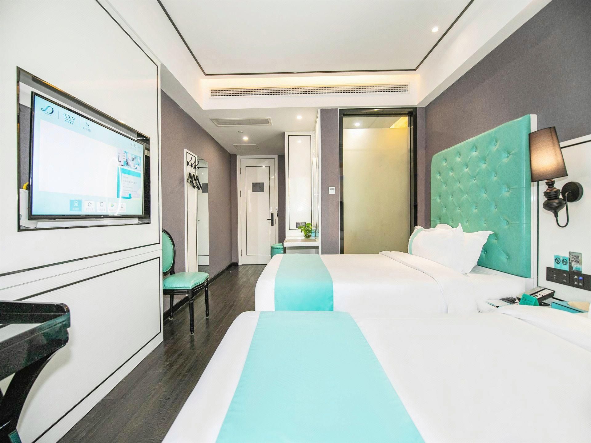 Xana - Deluxe Twin Room Bed Room