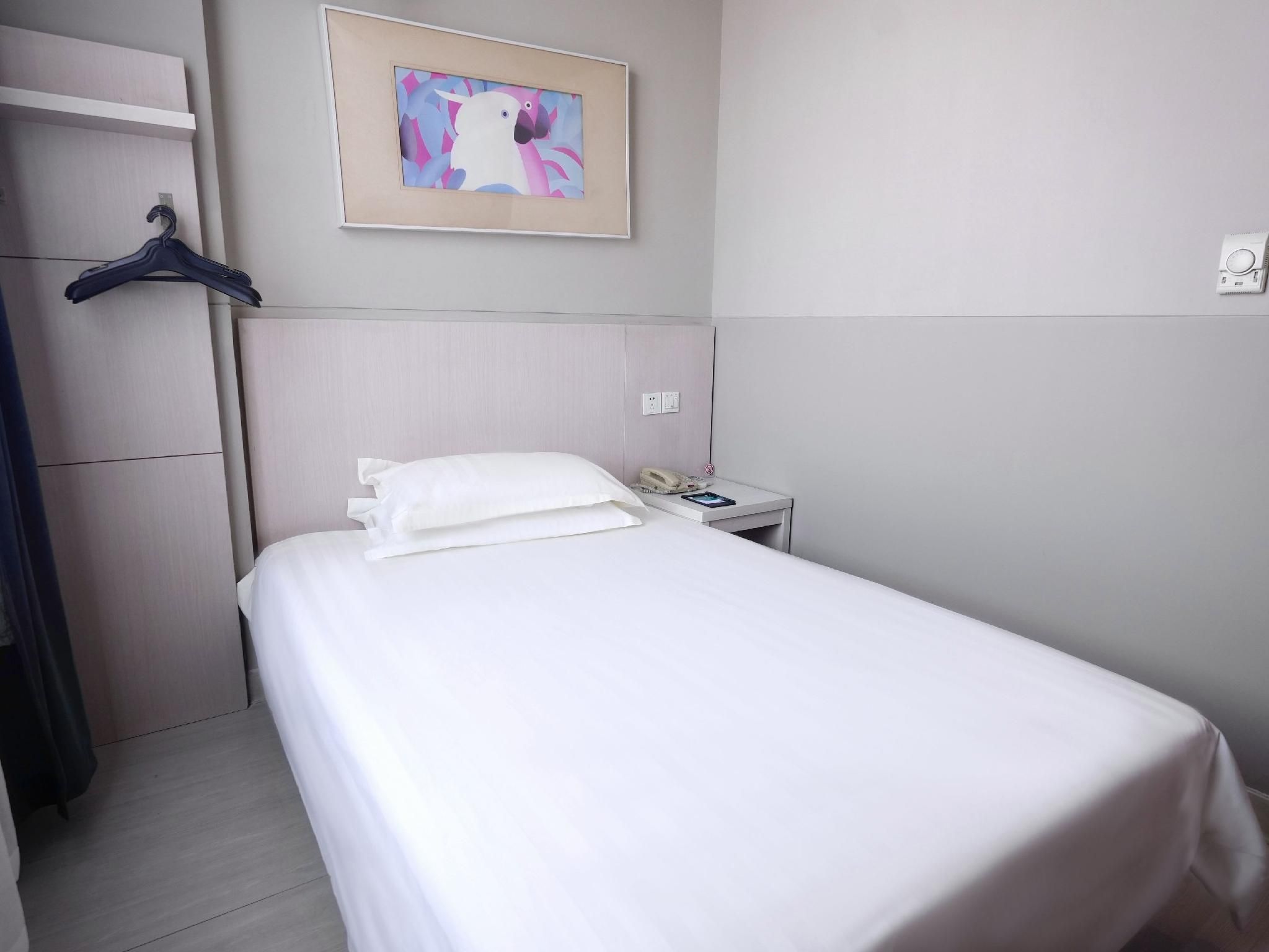 WH - Standard Single Room with 1 Bed