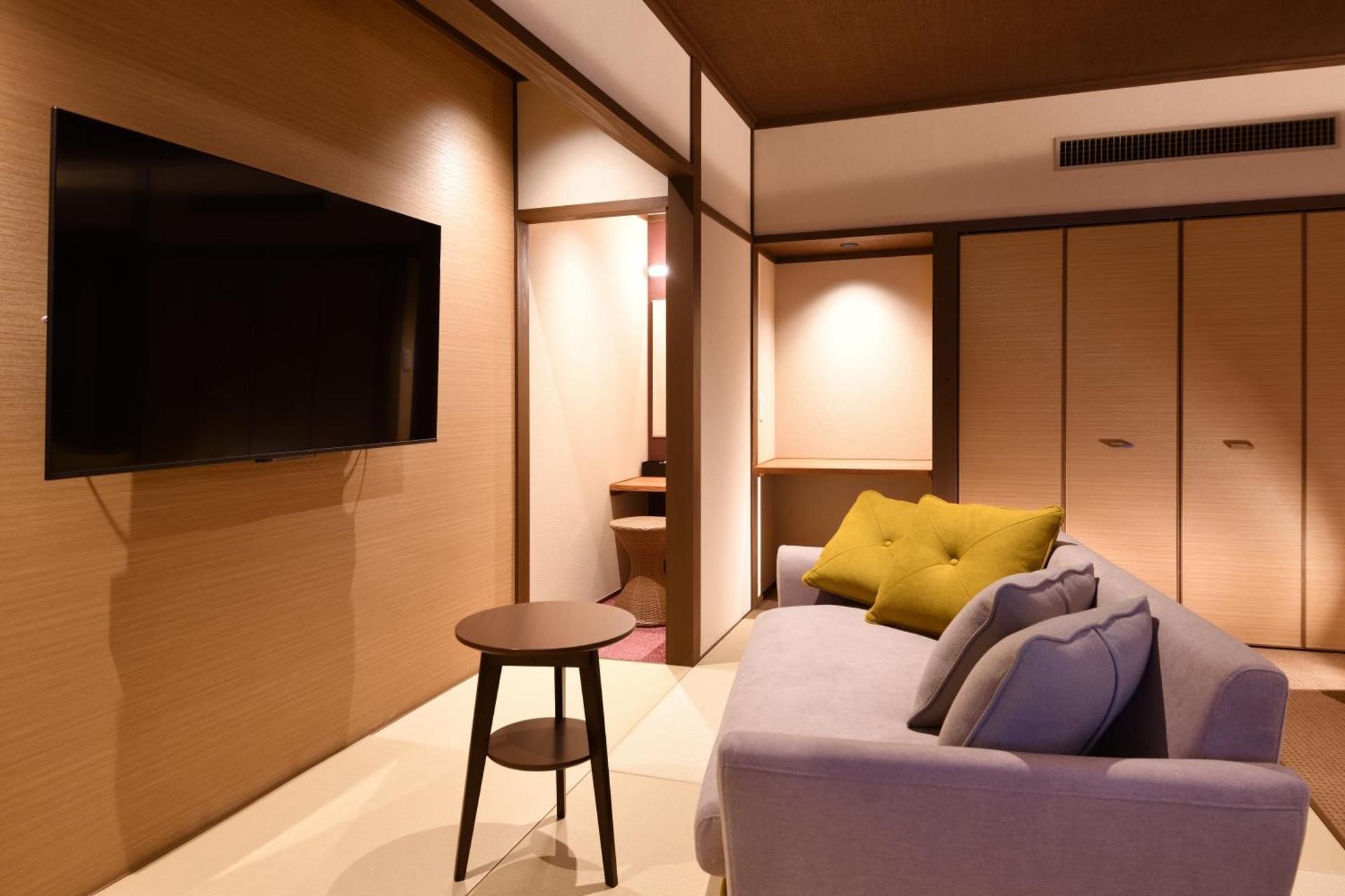 Semi Suite Twin Room