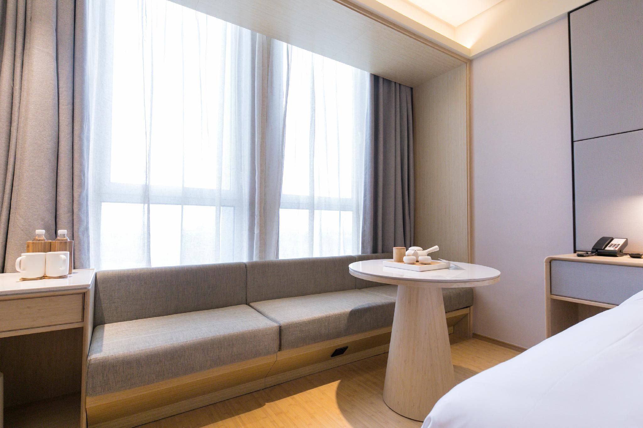 Business Queen Bed Room