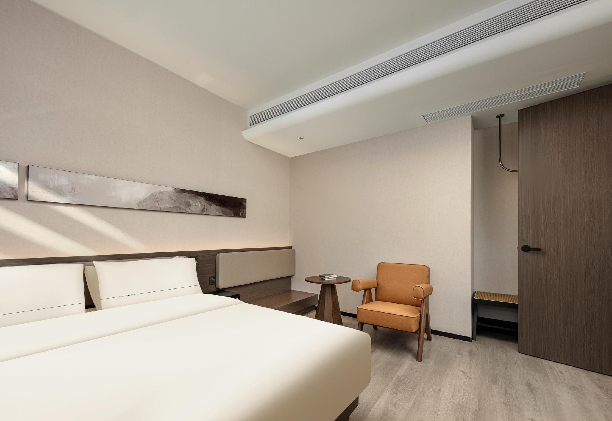 Premier Suites