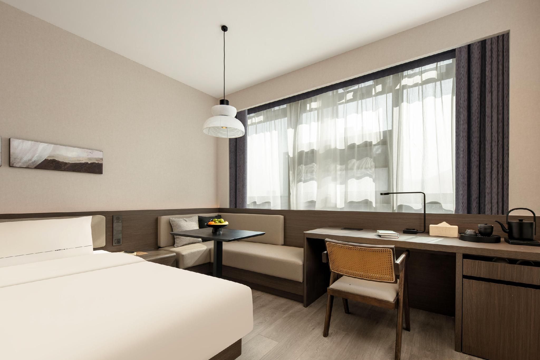 Atour - Premium Twin Room