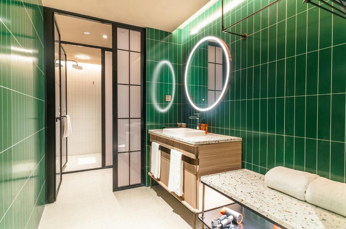 Huazhu - California Sunshine Twin Room