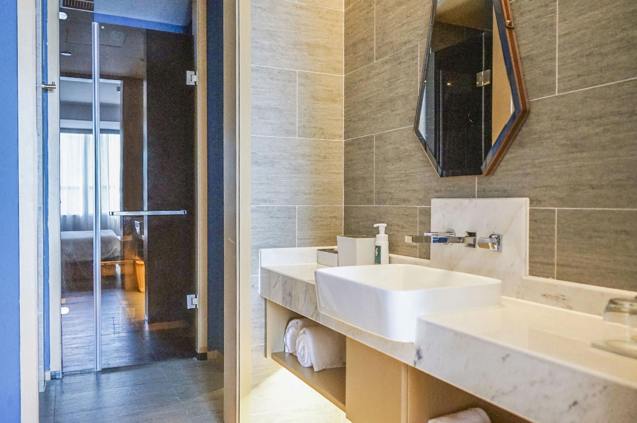 Jimu Double Room