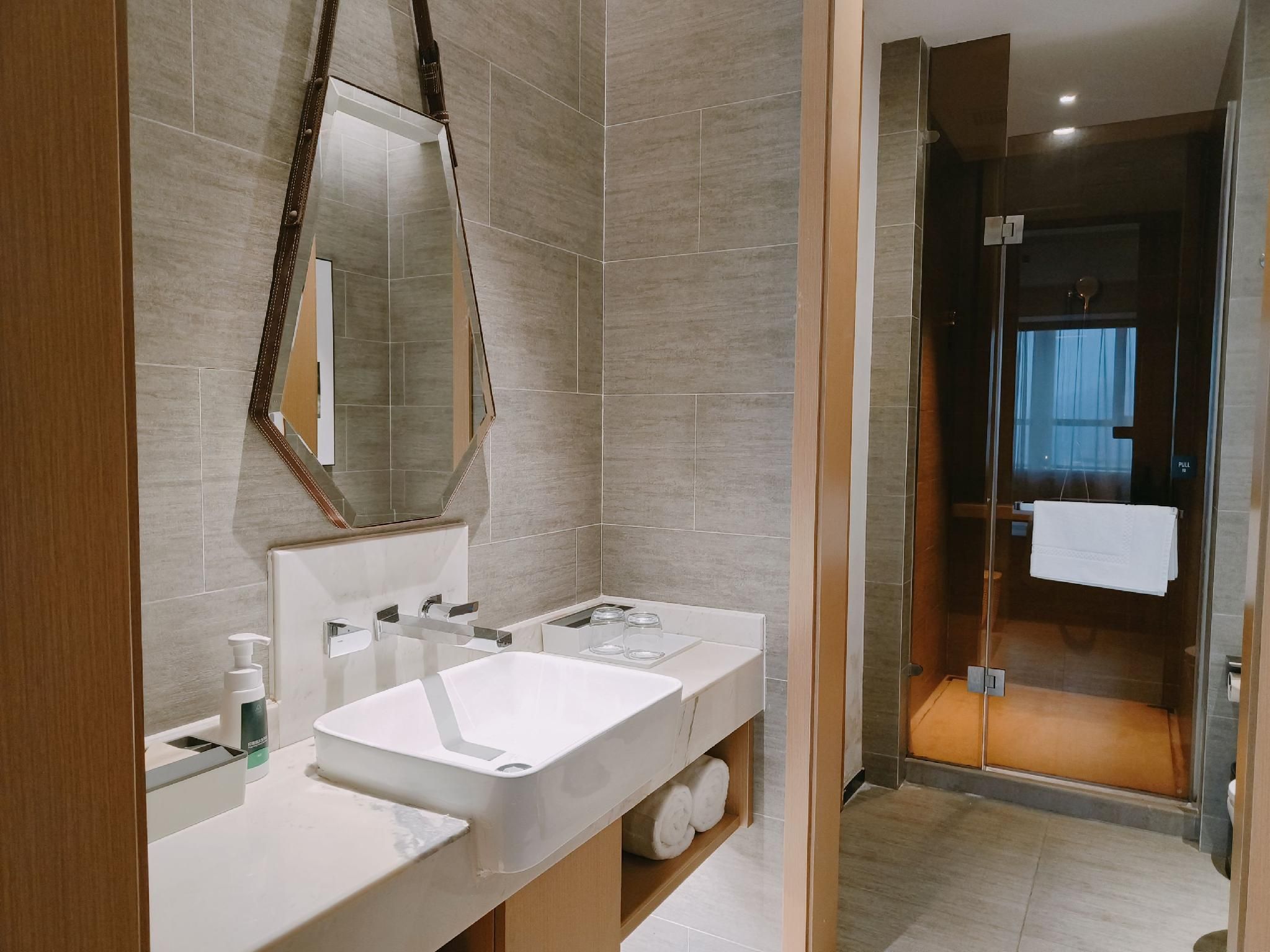 Atour - Elegant Twin Bed Room
