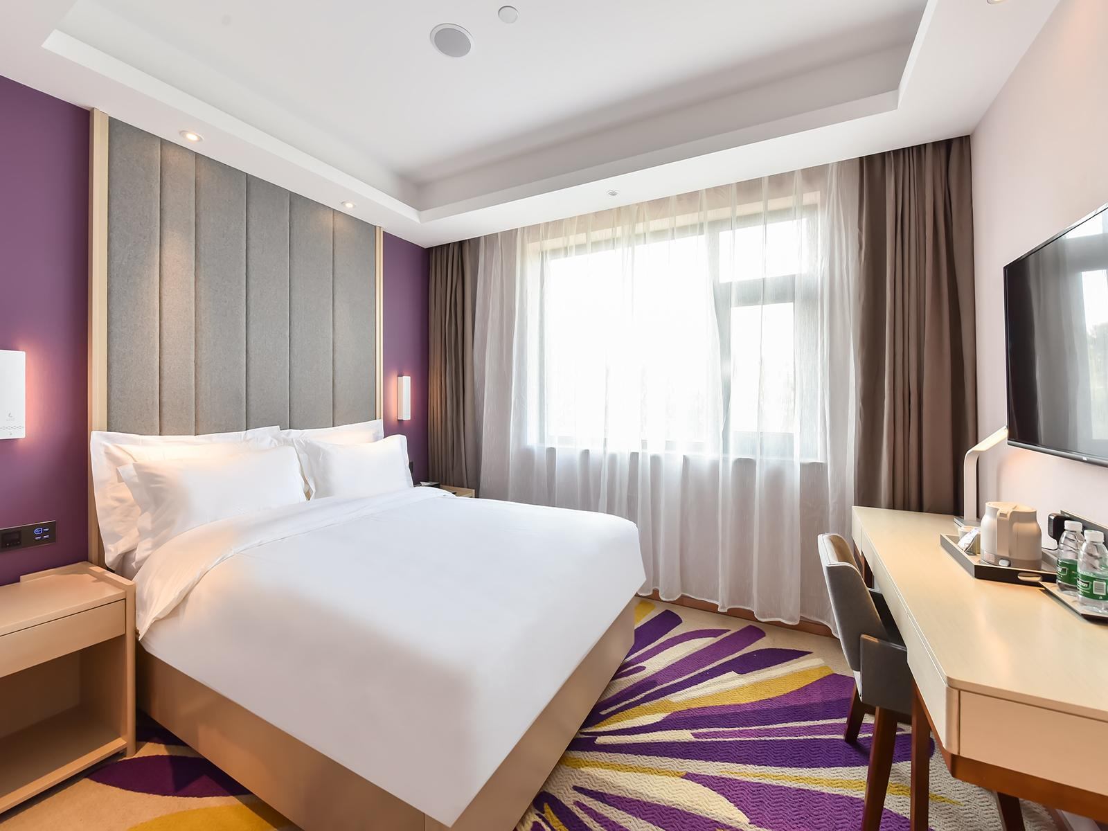 WH - Deluxe Bed Room