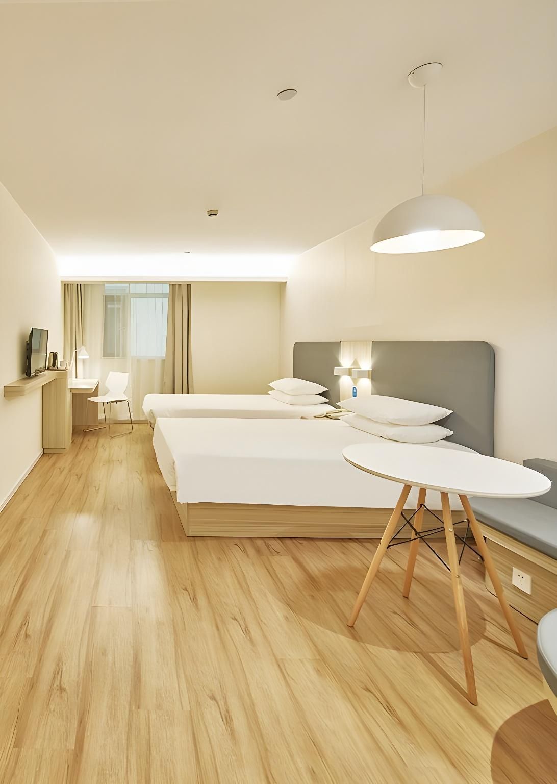 Twin Business Room