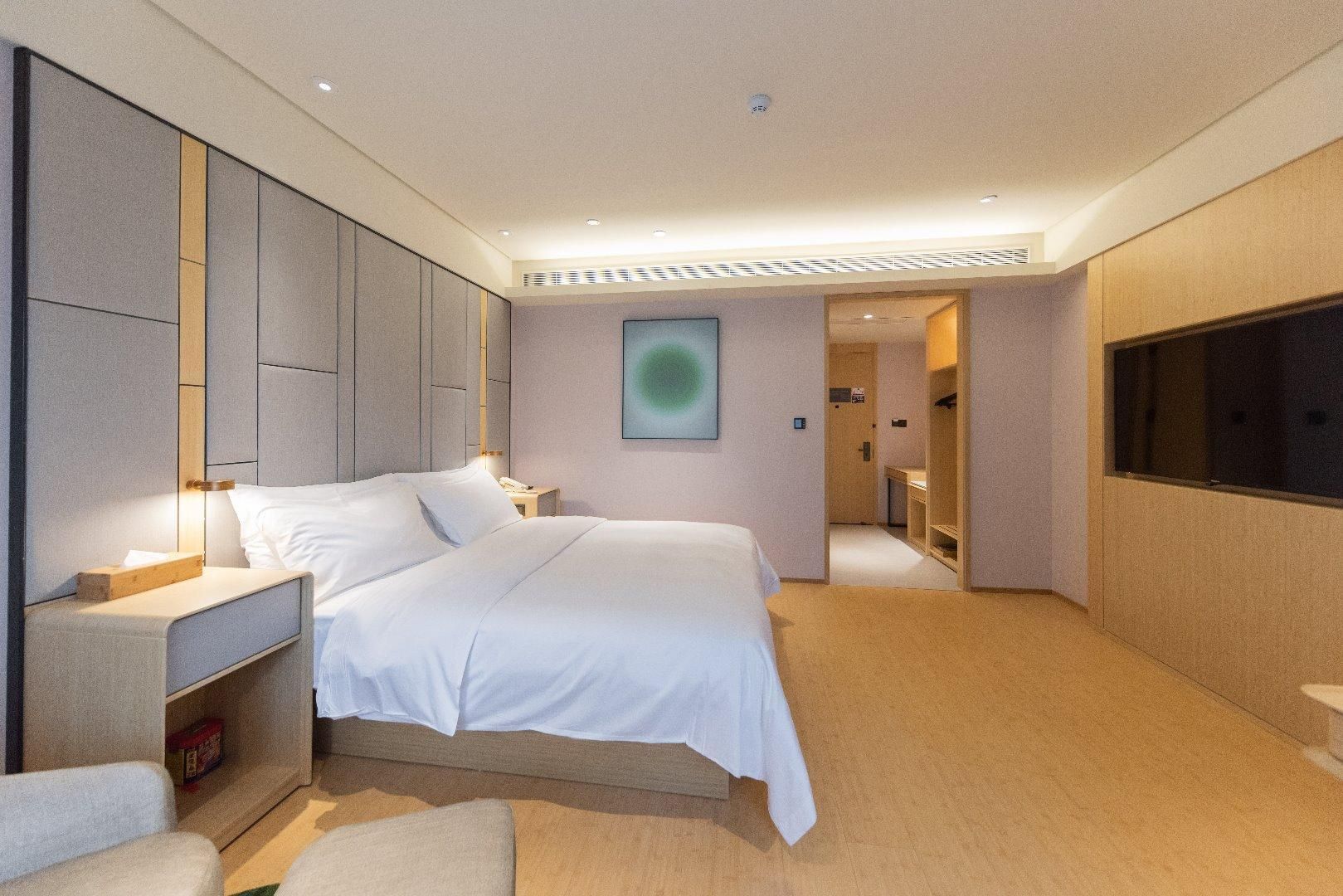 Huazhu - Superior BedRoom