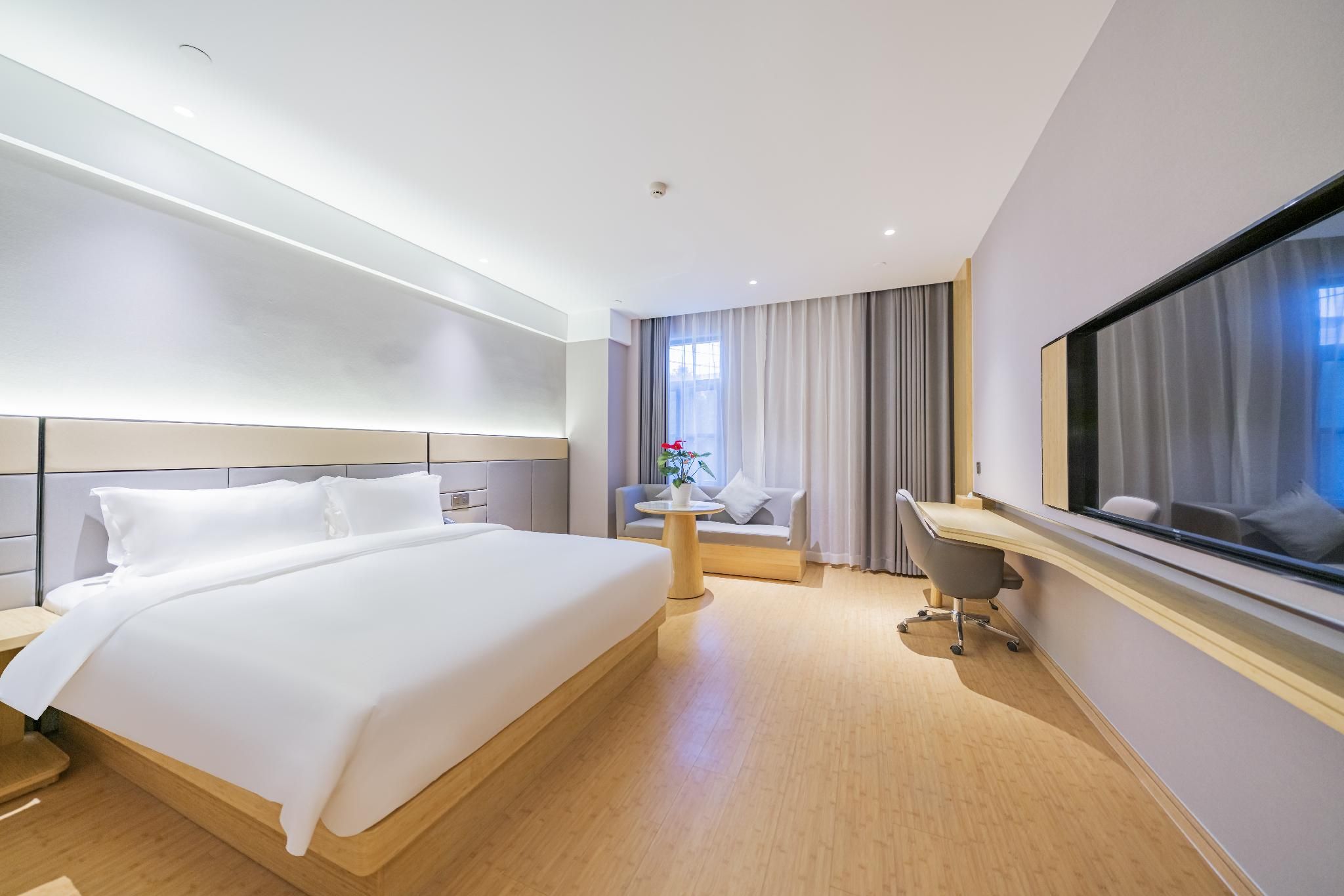 Huazhu - Superior BedRoom