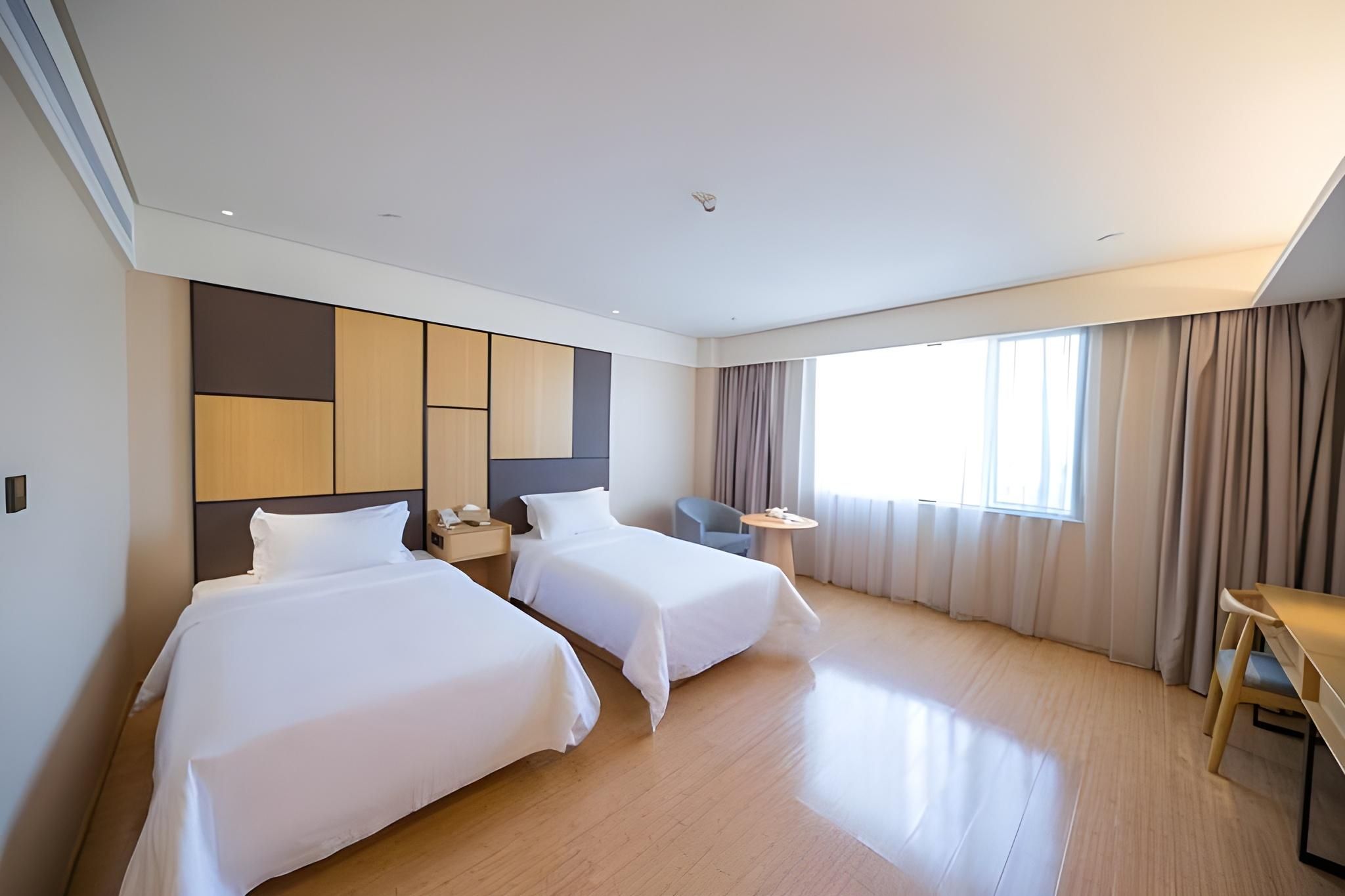 Twin Business Room