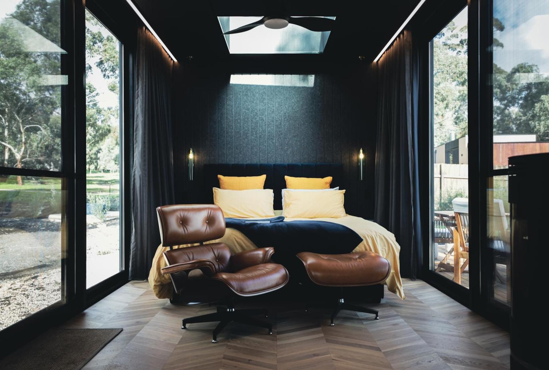 Deluxe King Suite