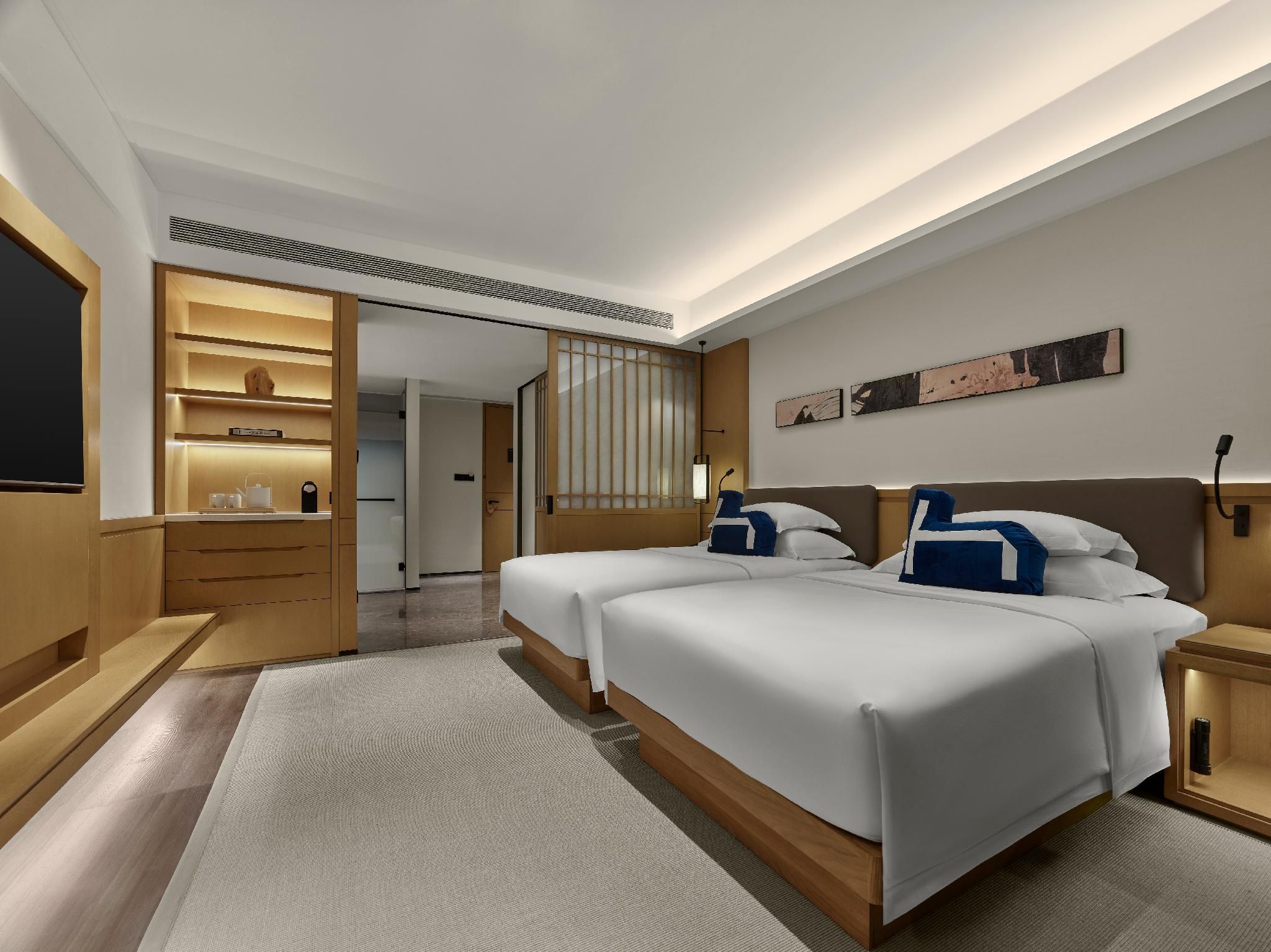 Garden View Twin Room
