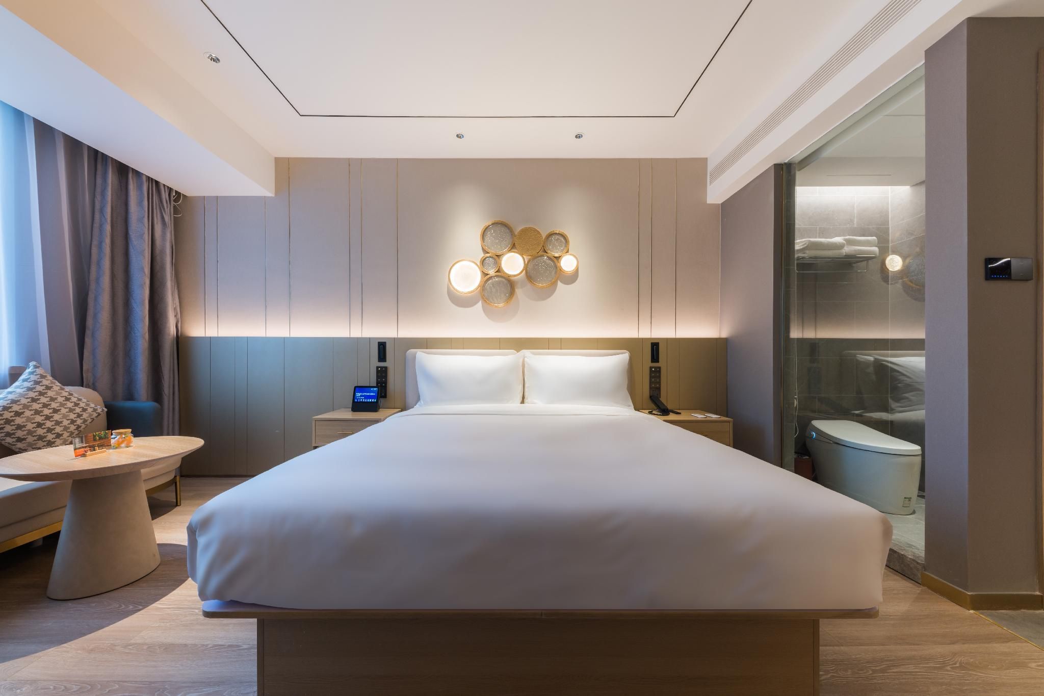 Huazhu - Yueruo Liujin Bed Room