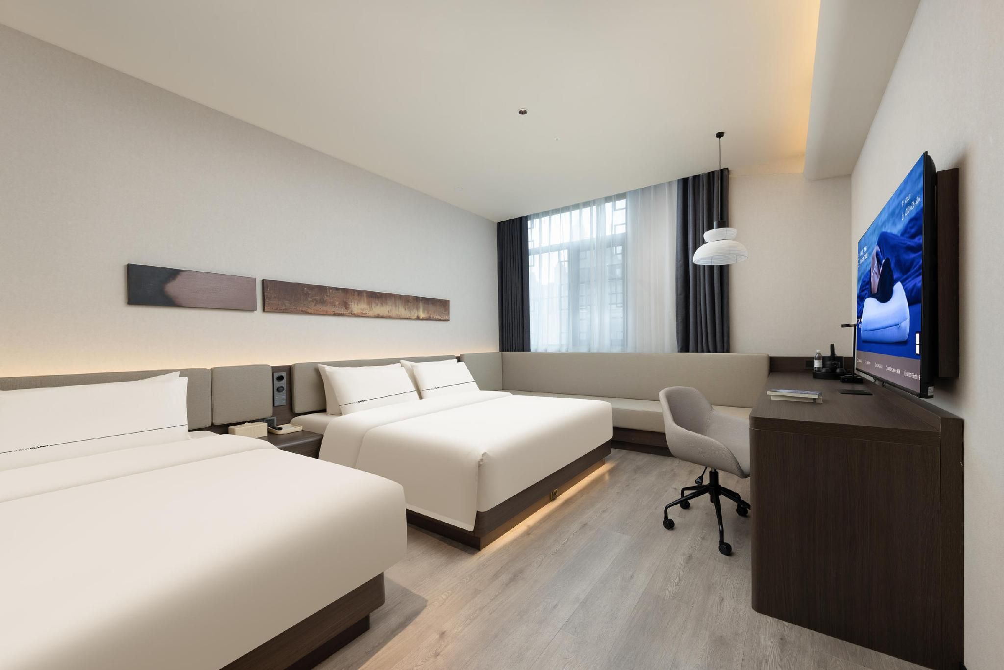 Premier Family Room, City View
