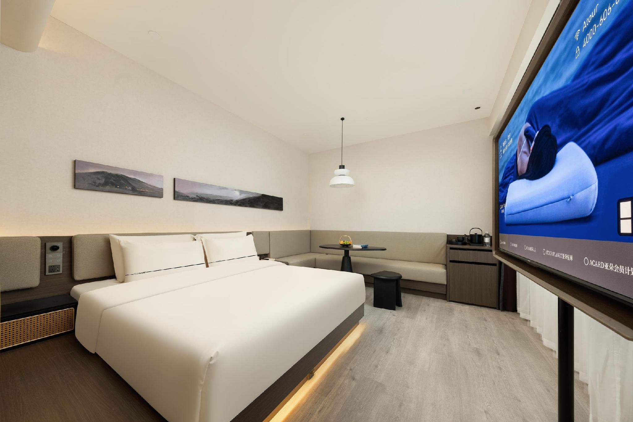 Atour - Sleepy Premium Courtyard Queen Room