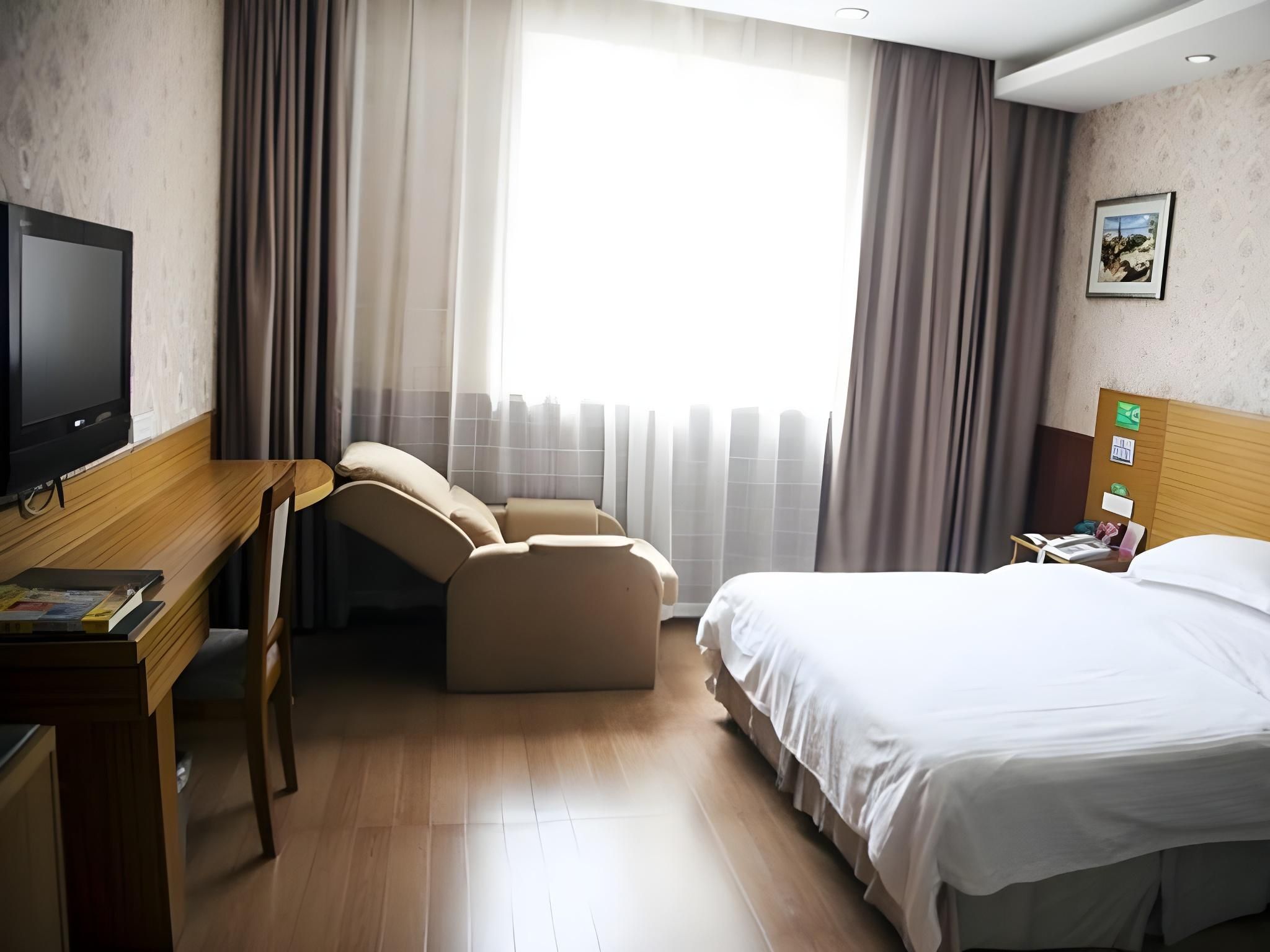 Single Deluxe Room