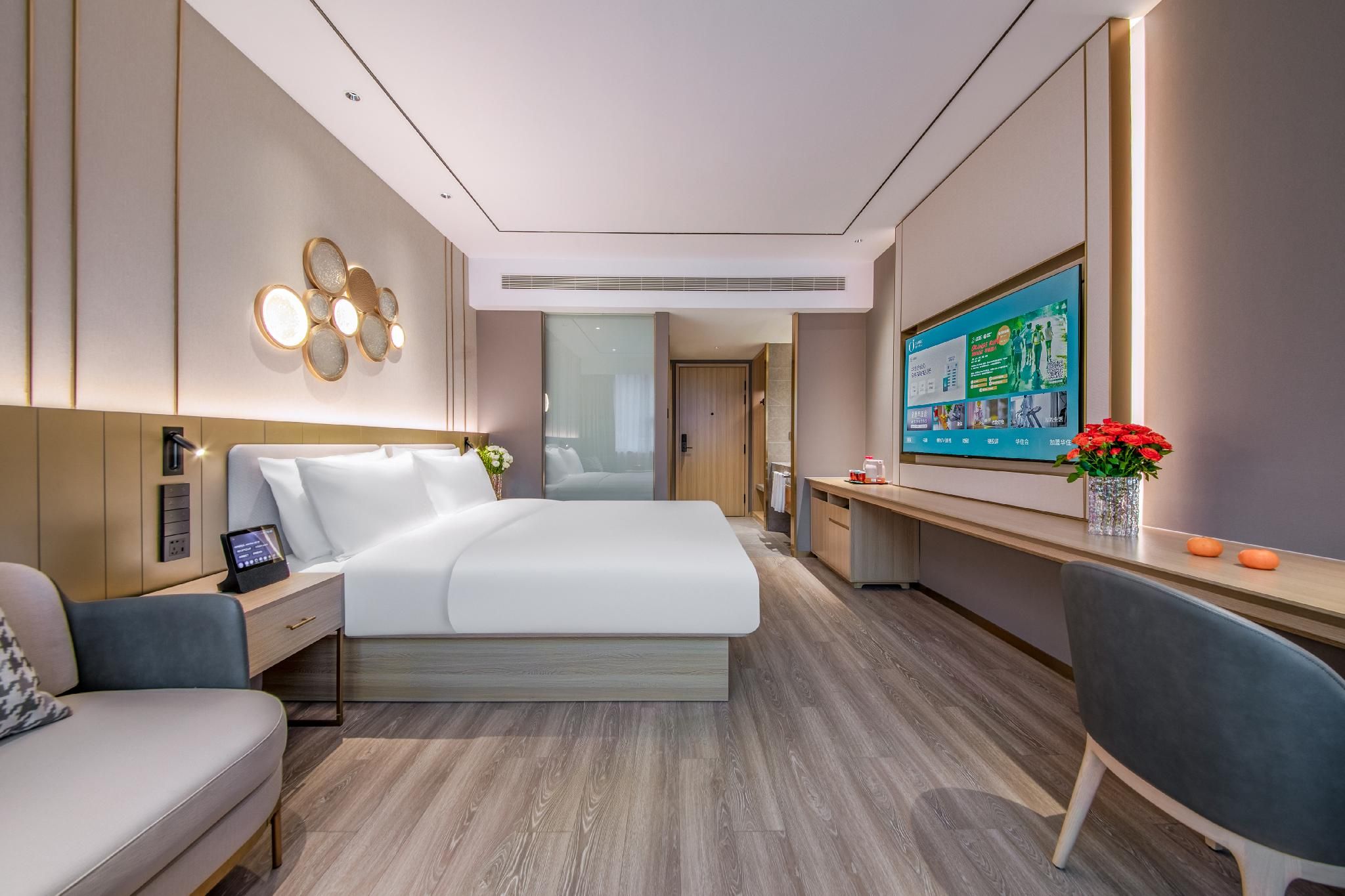 Huazhu - Yueruo Liujin Bed Room