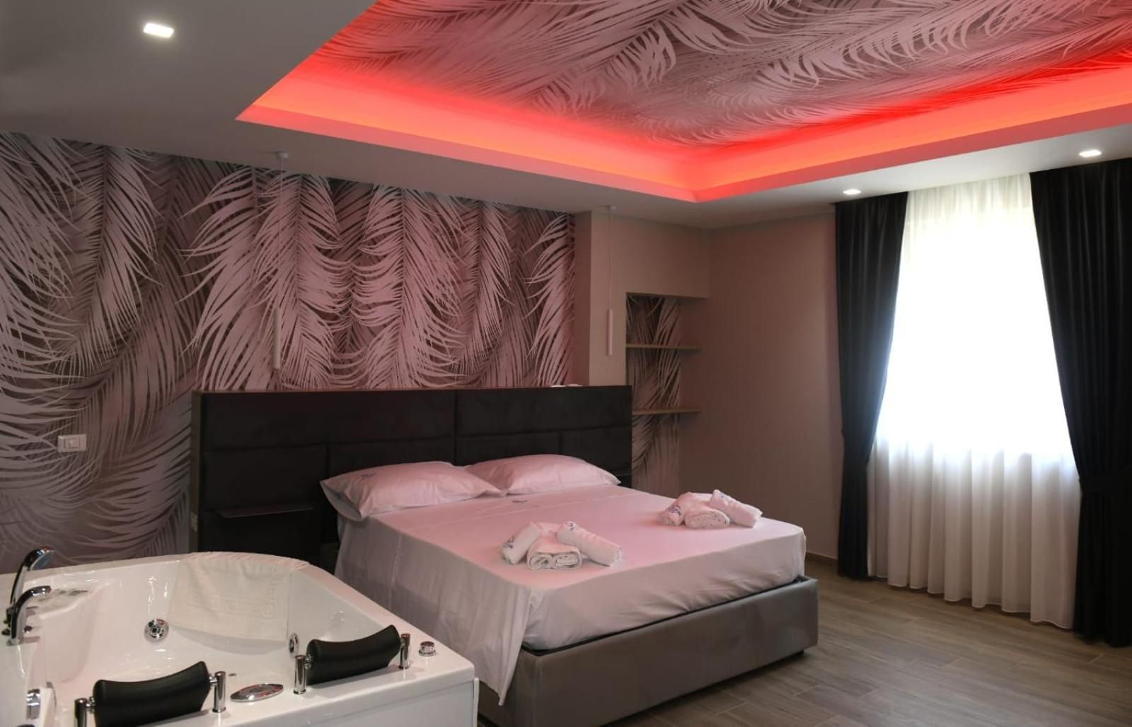Double Room with Spa Bath