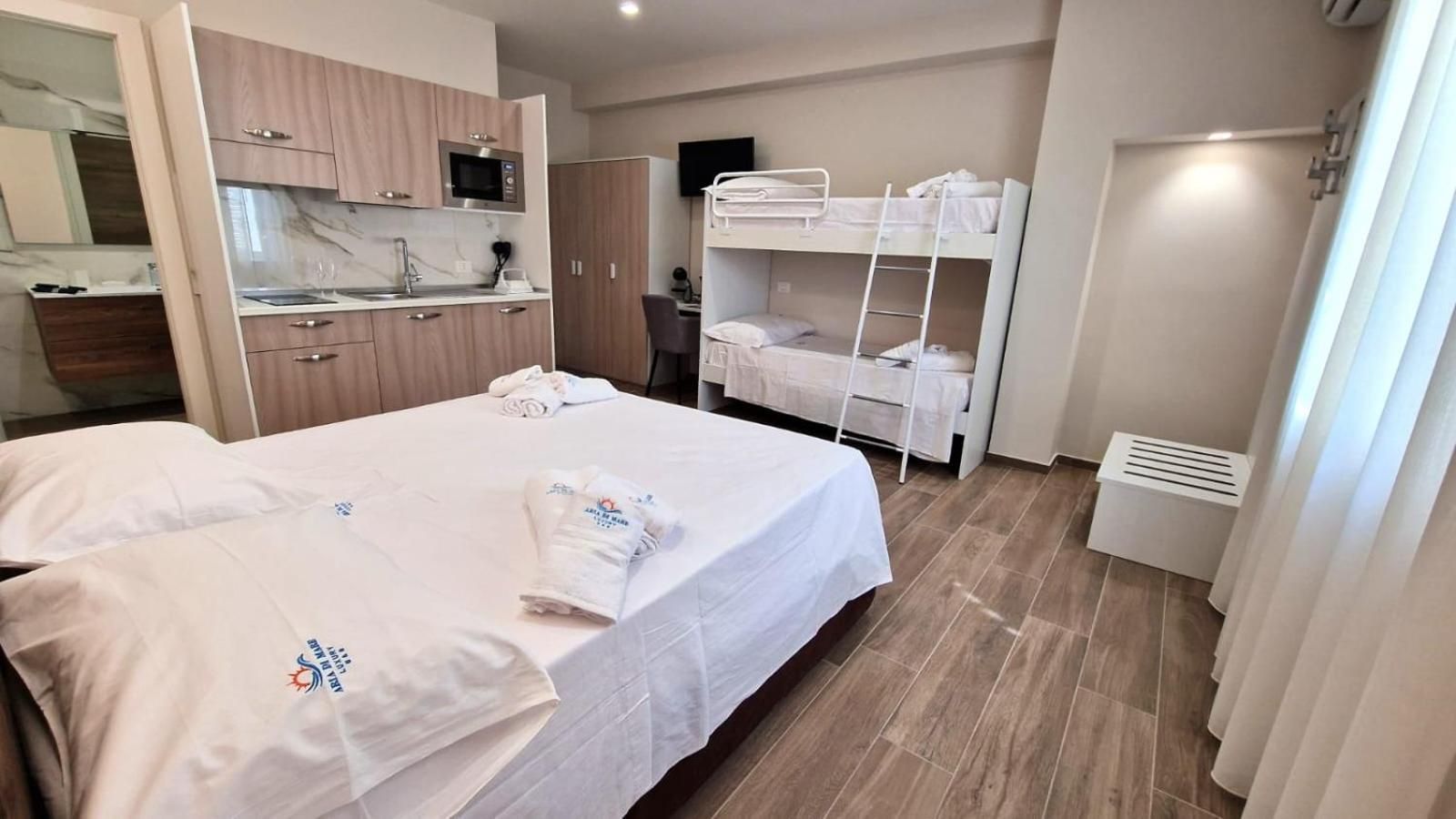 Luxury Quadruple Room